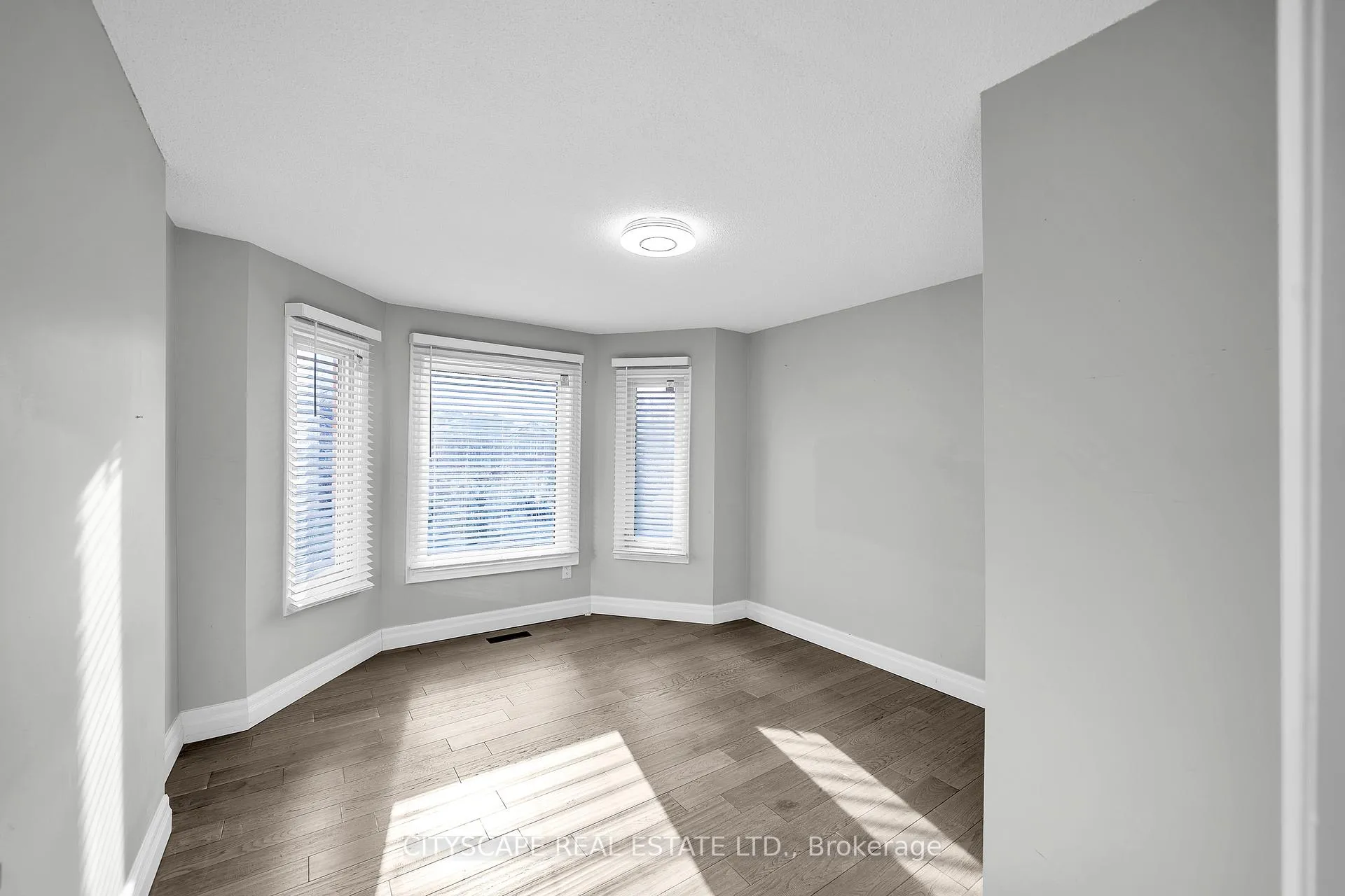 Photo 11 of Main - 1605 Deerbrook Drive, Pickering, Liverpool — HOMEH
