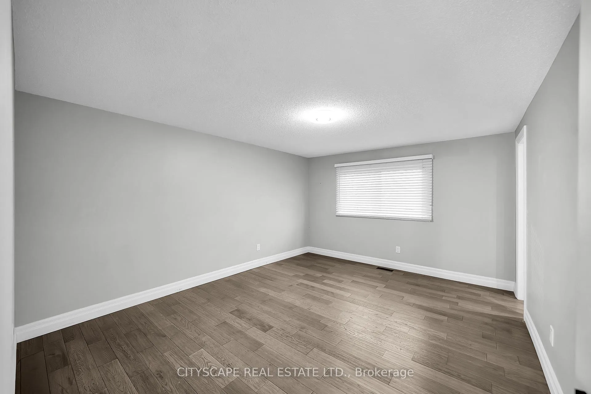 Photo 12 of Main - 1605 Deerbrook Drive, Pickering, Liverpool — HOMEH