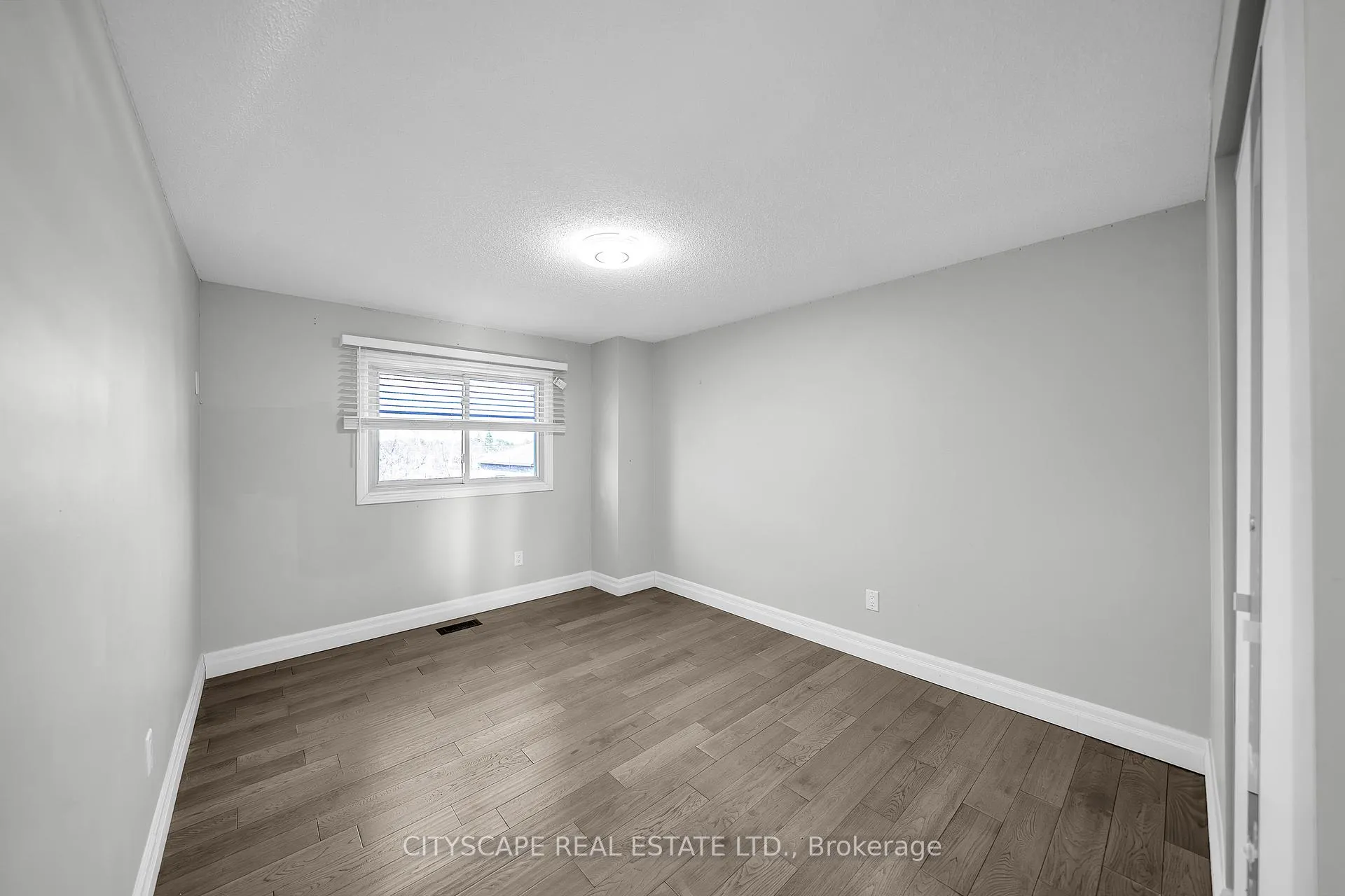 Photo 17 of Main - 1605 Deerbrook Drive, Pickering, Liverpool — HOMEH