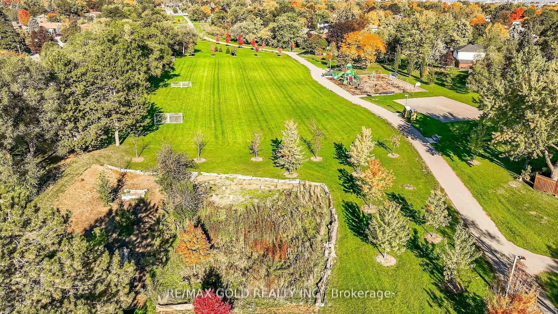 Photo 45 of Unit 41, 46 Dearbourne Boulevard, Brampton, Southgate — HOMEH