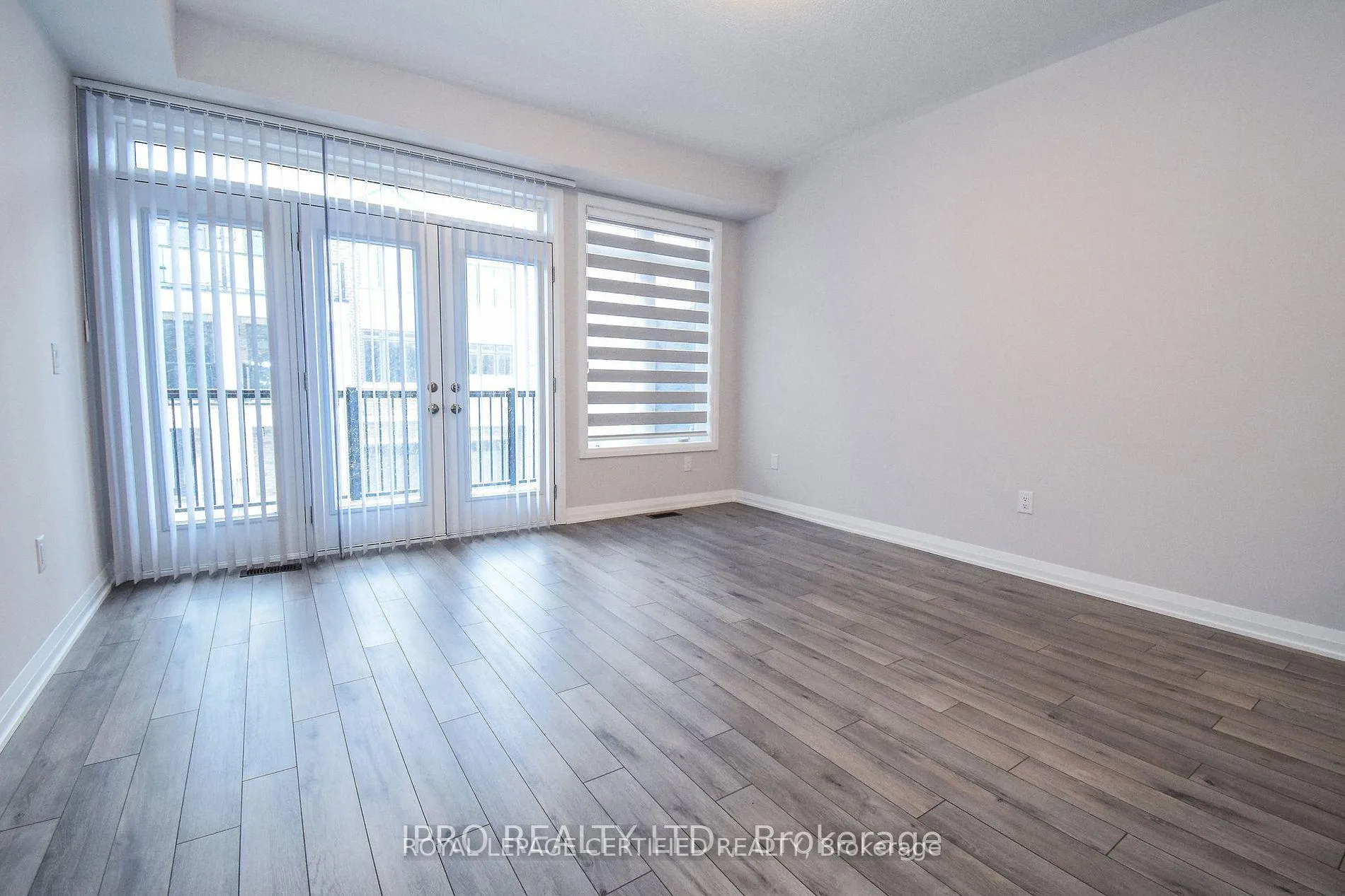 Photo 11 of Unit 404, 585 Colborne Street E, Brantford — HOMEH