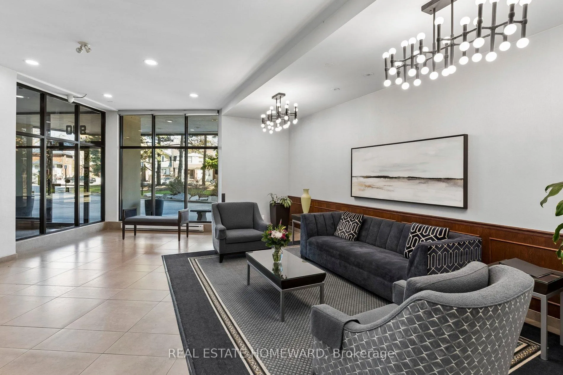 Photo 2 of Unit 1208, 980 Broadview Avenue, Toronto, Broadview North — HOMEH
