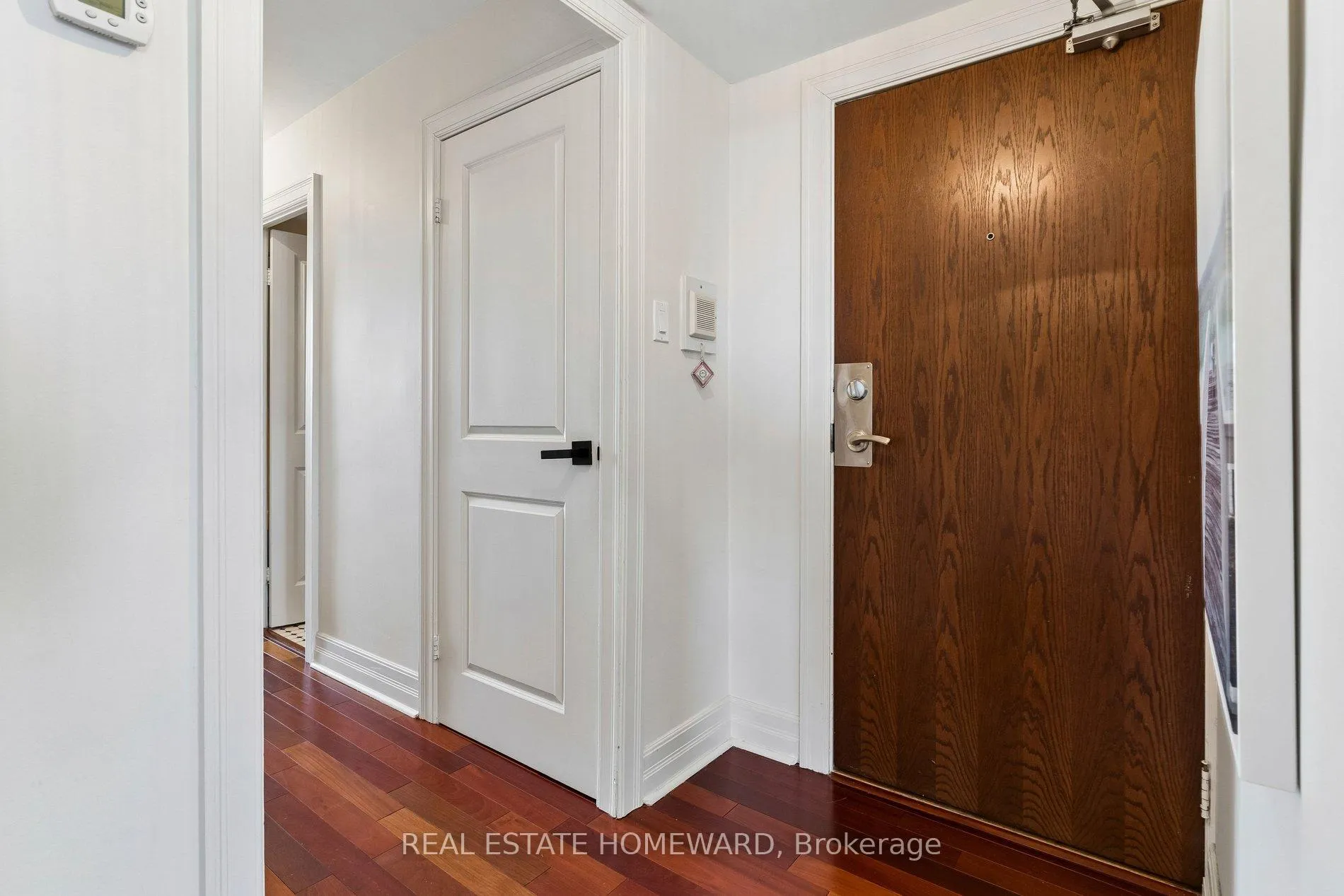 Photo 4 of Unit 1208, 980 Broadview Avenue, Toronto, Broadview North — HOMEH