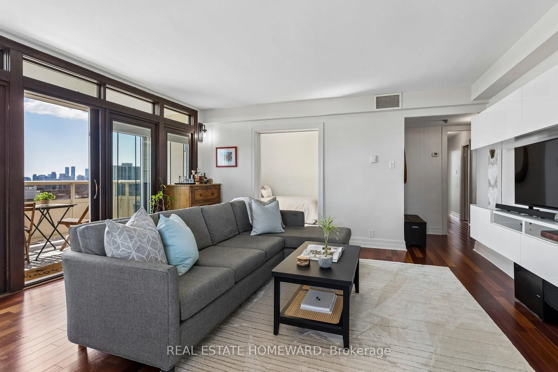 Photo 10 of Unit 1208, 980 Broadview Avenue, Toronto, Broadview North — HOMEH
