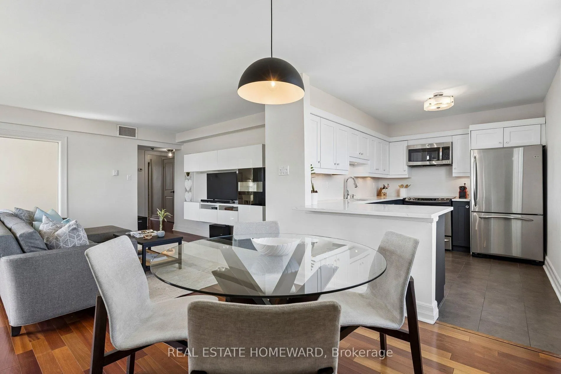 Photo 14 of Unit 1208, 980 Broadview Avenue, Toronto, Broadview North — HOMEH
