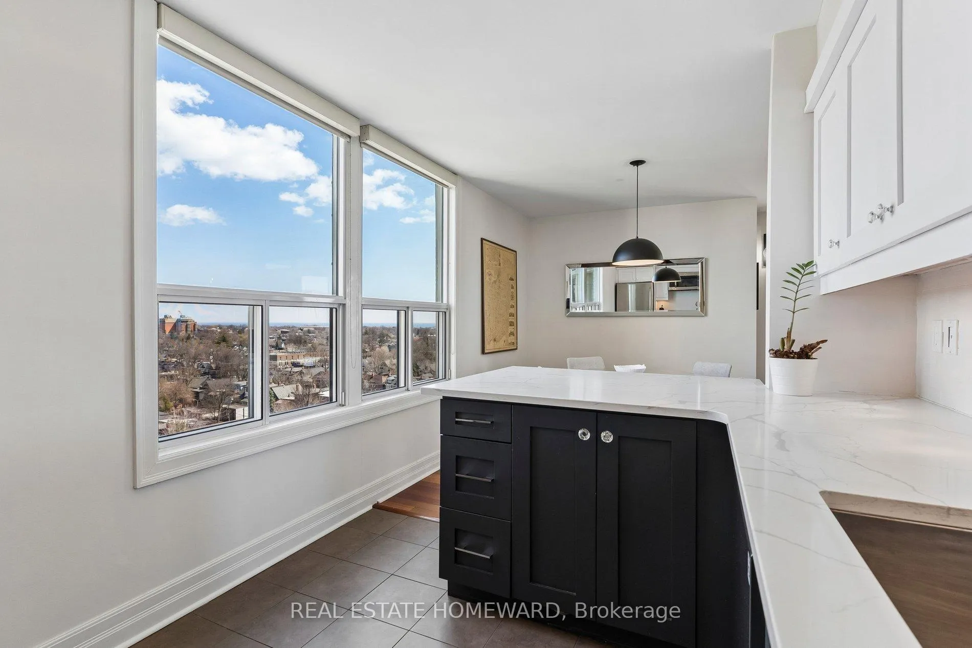 Photo 19 of Unit 1208, 980 Broadview Avenue, Toronto, Broadview North — HOMEH