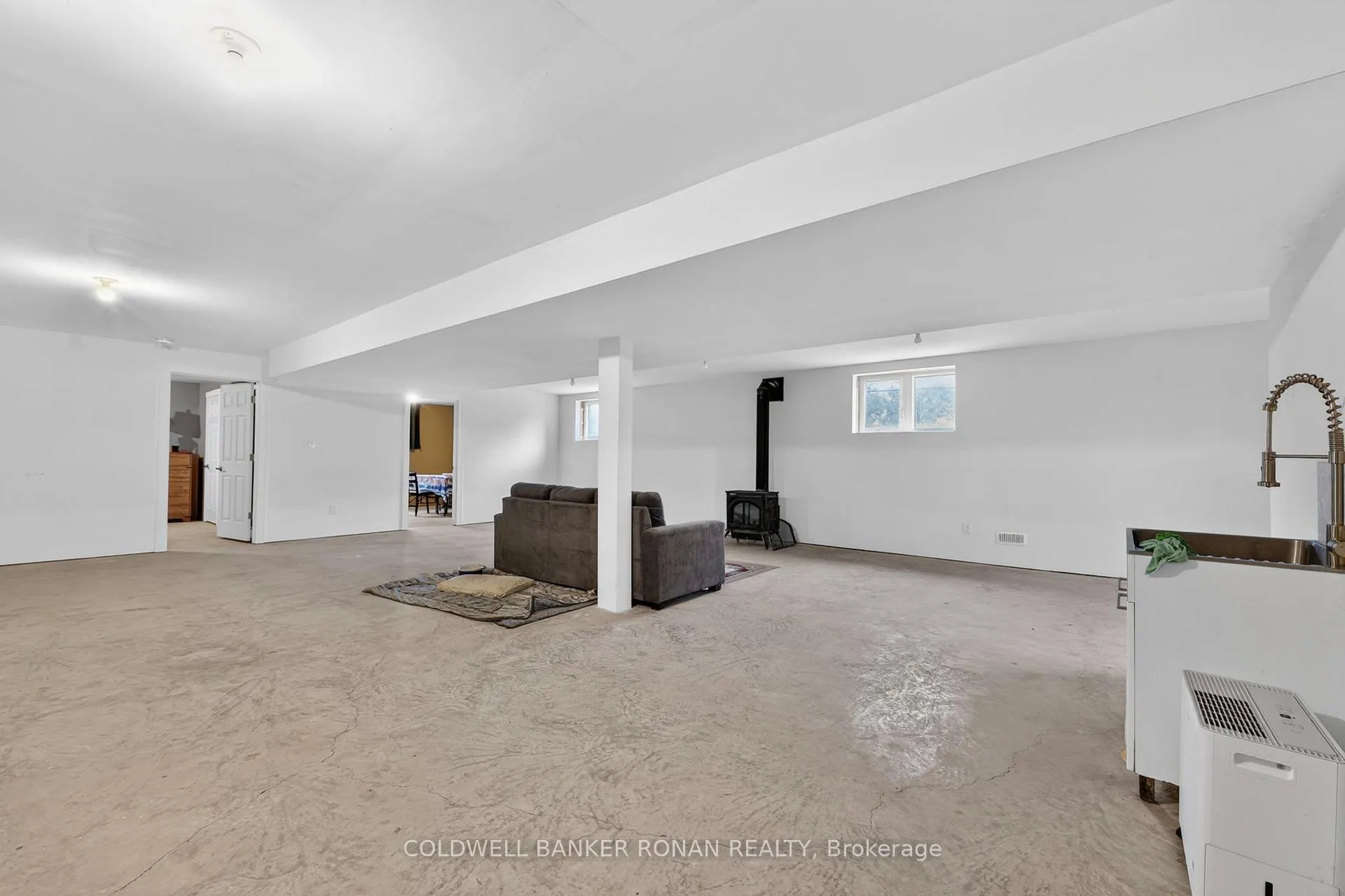 Photo 26 of 3019 Sandy Cove Drive, Innisfil, Rural Innisfil — HOMEH
