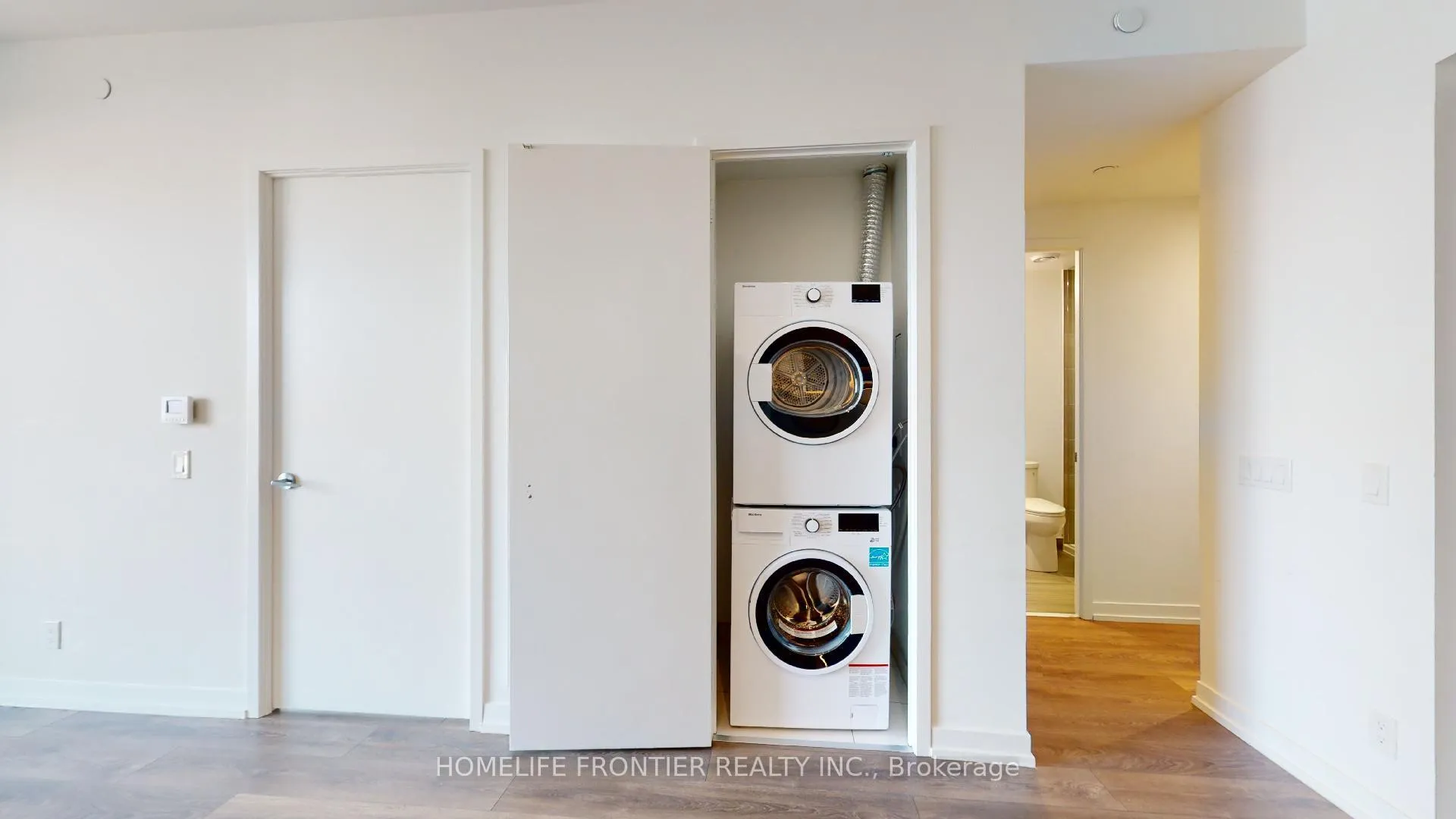 Photo 9 of Unit 2105, 950 Portage Parkway, Vaughan, Vaughan Corporate Centre — HOMEH