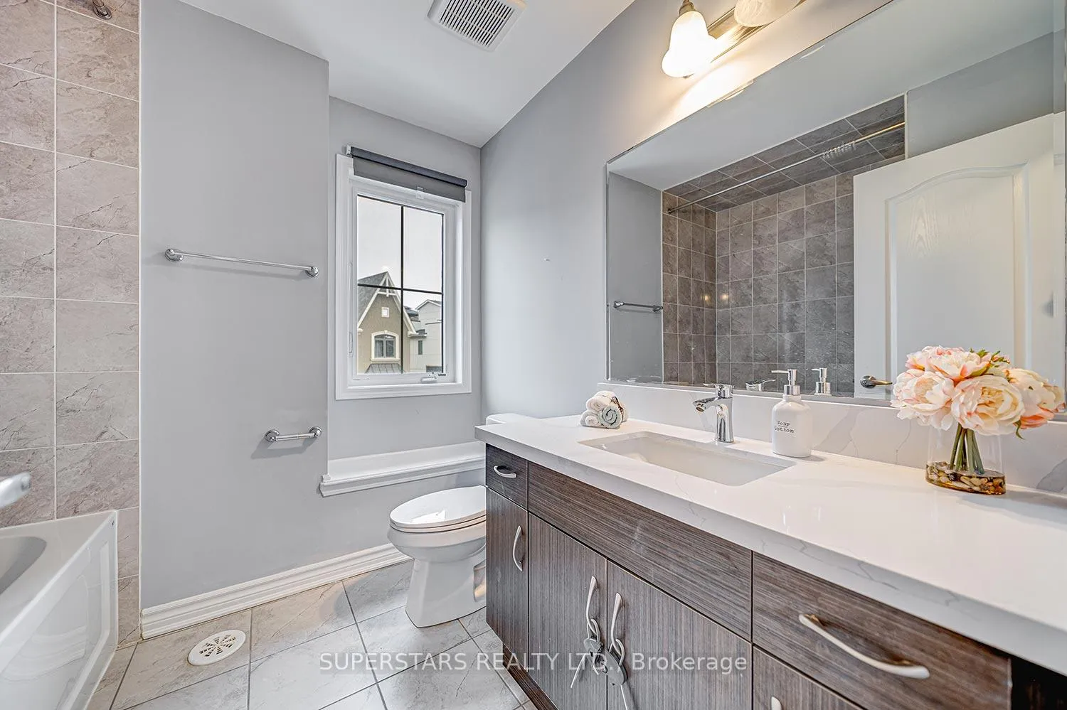 Photo 17 of 18 Thomas Swanson Street, Markham, Cornell — HOMEH