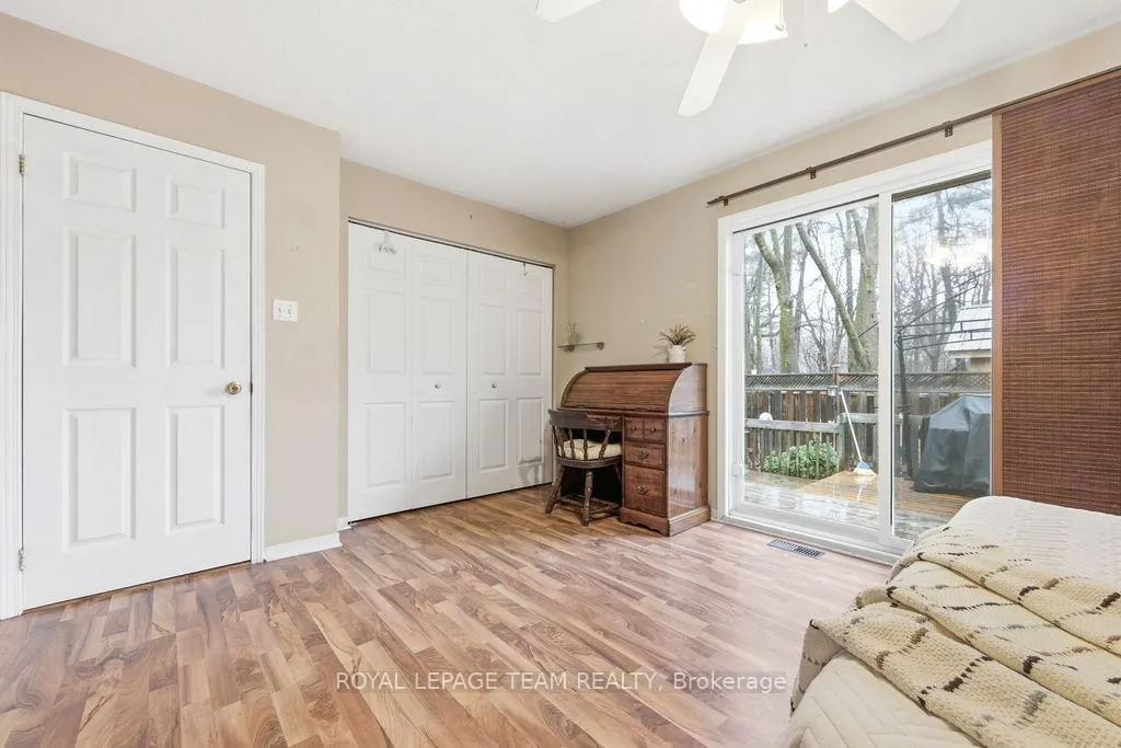 Photo 14 of 40 Pine Avenue, Renfrew — HOMEH