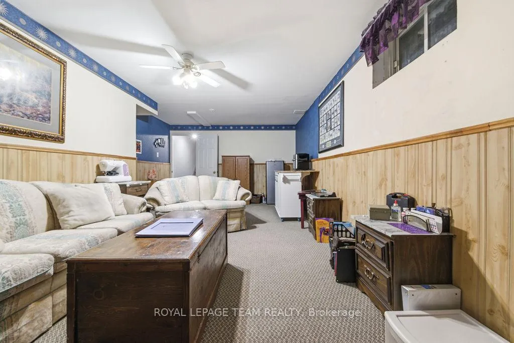 Photo 22 of 40 Pine Avenue, Renfrew — HOMEH