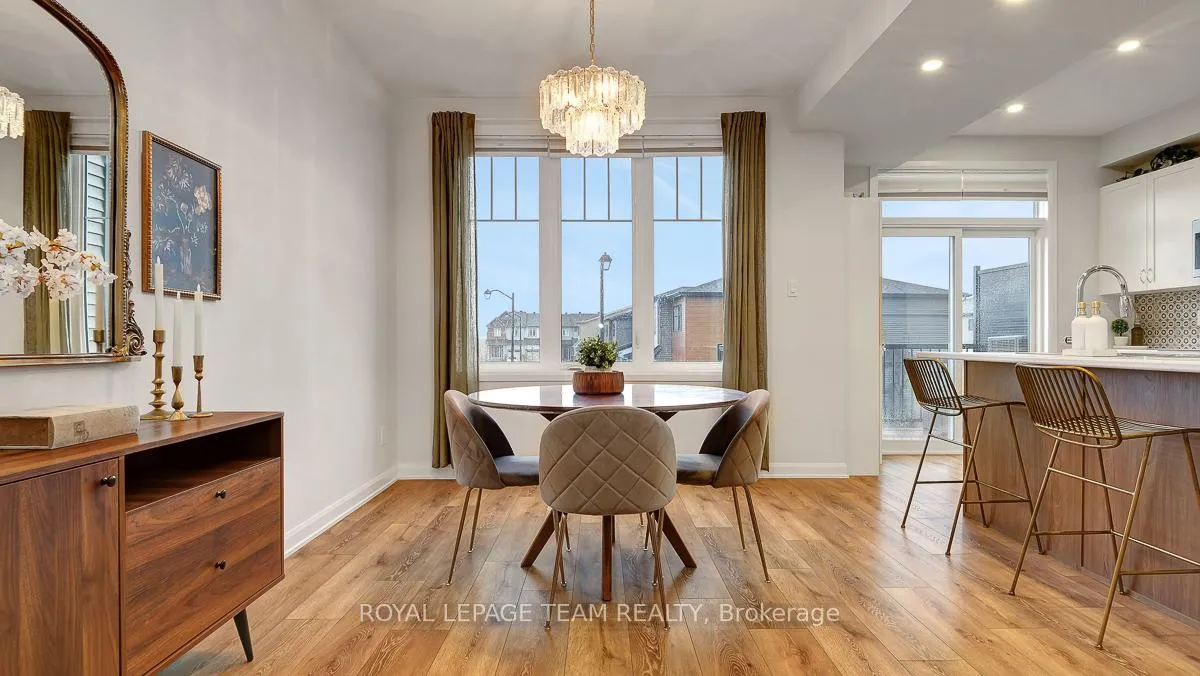 Photo 3 of 520 Aglish Mews, Ottawa, Barrhaven - Half Moon Bay — HOMEH
