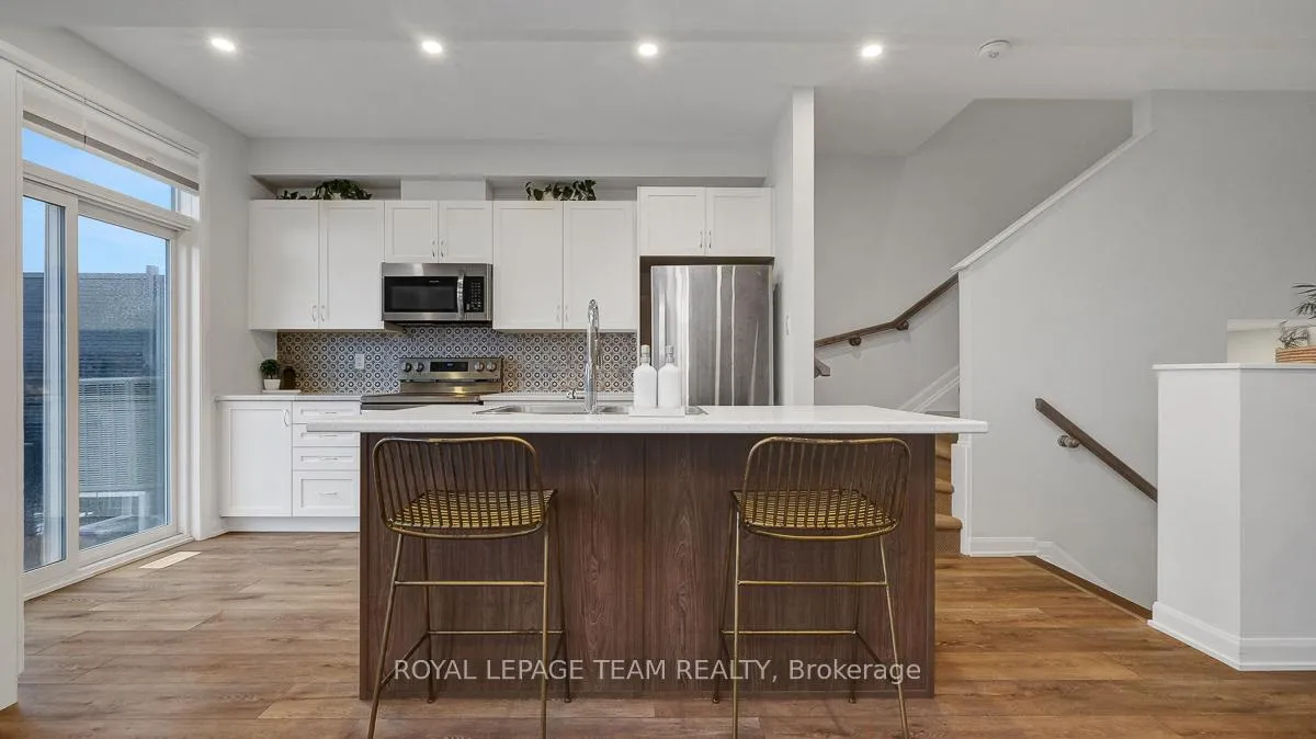 Photo 12 of 520 Aglish Mews, Ottawa, Barrhaven - Half Moon Bay — HOMEH