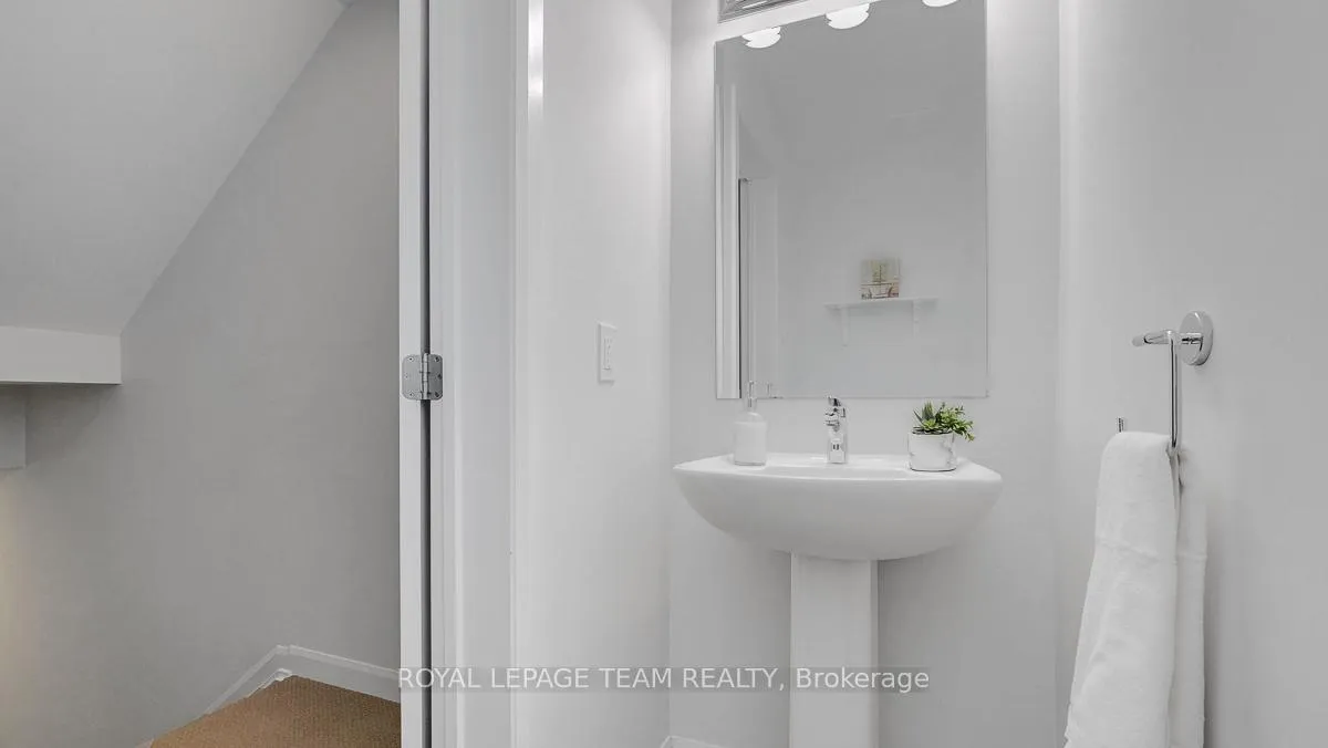Photo 23 of 520 Aglish Mews, Ottawa, Barrhaven - Half Moon Bay — HOMEH