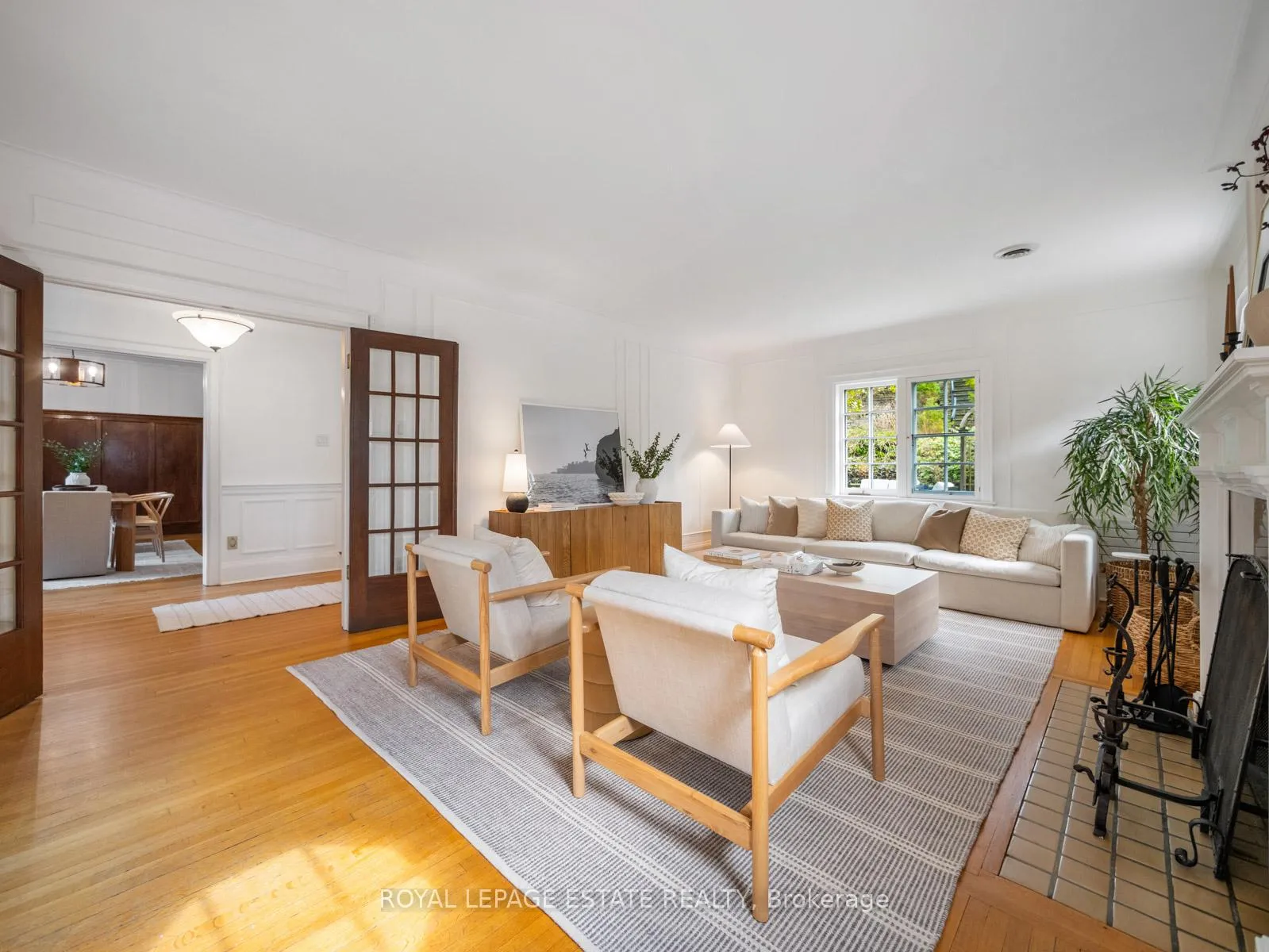 Photo 9 of 263 Glen Manor Drive E, Toronto, The Beaches — HOMEH
