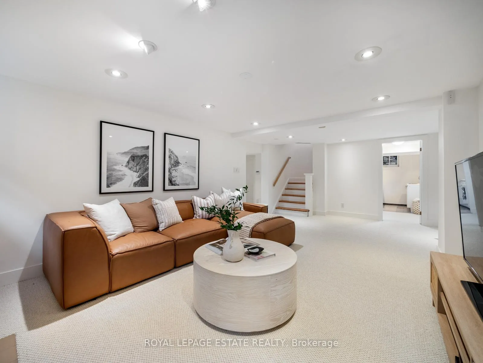 Photo 21 of 263 Glen Manor Drive E, Toronto, The Beaches — HOMEH