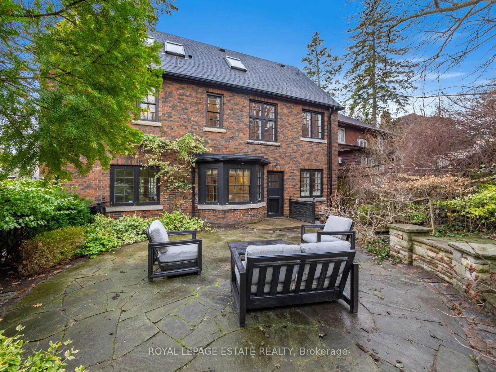 Photo 23 of 263 Glen Manor Drive E, Toronto, The Beaches — HOMEH