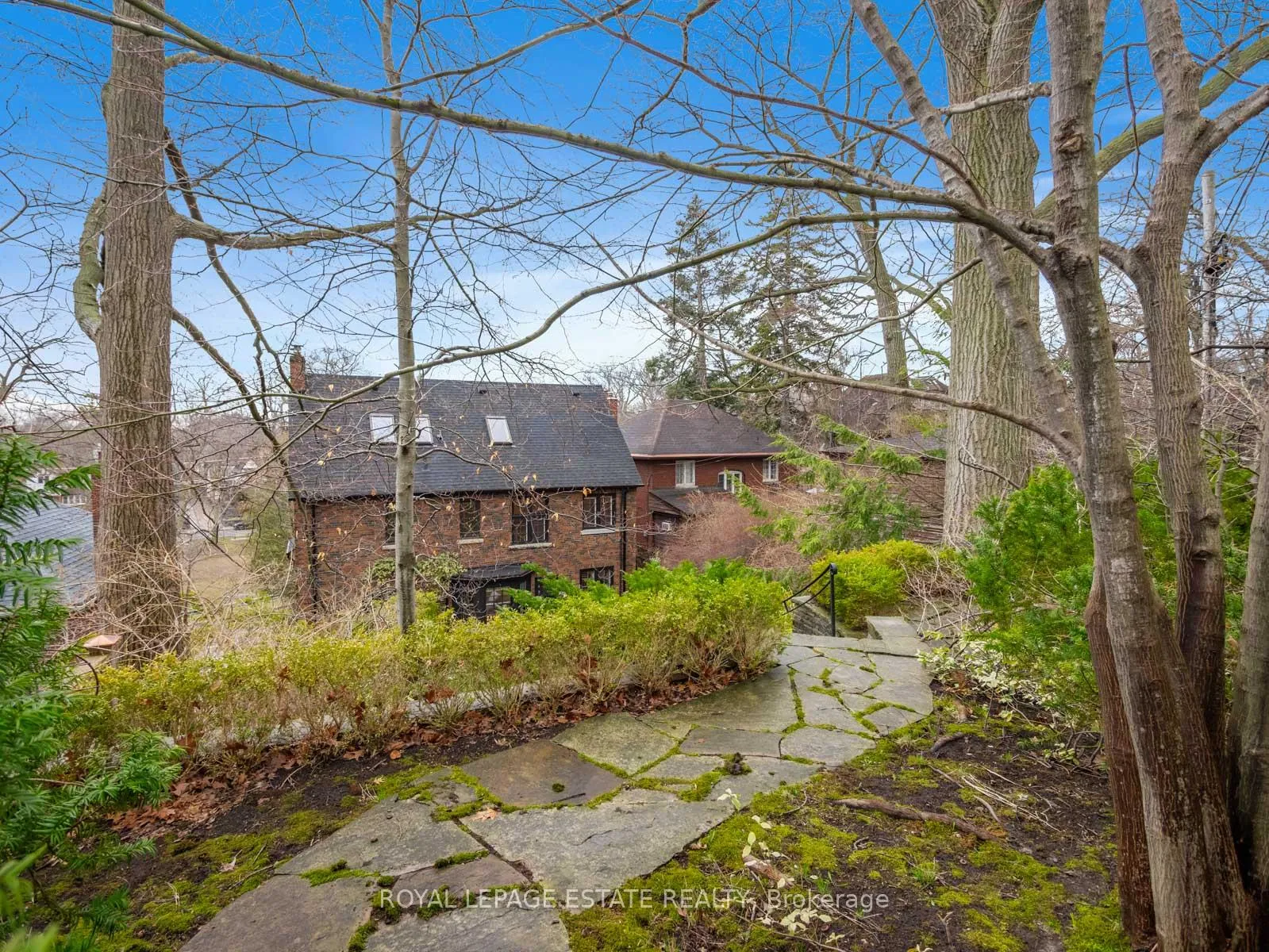 Photo 25 of 263 Glen Manor Drive E, Toronto, The Beaches — HOMEH