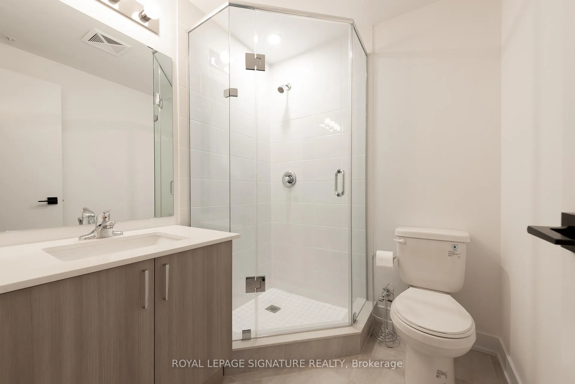 Photo 19 of Unit 306, 8 Culinary Lane, Barrie, Rural Barrie Southeast — HOMEH