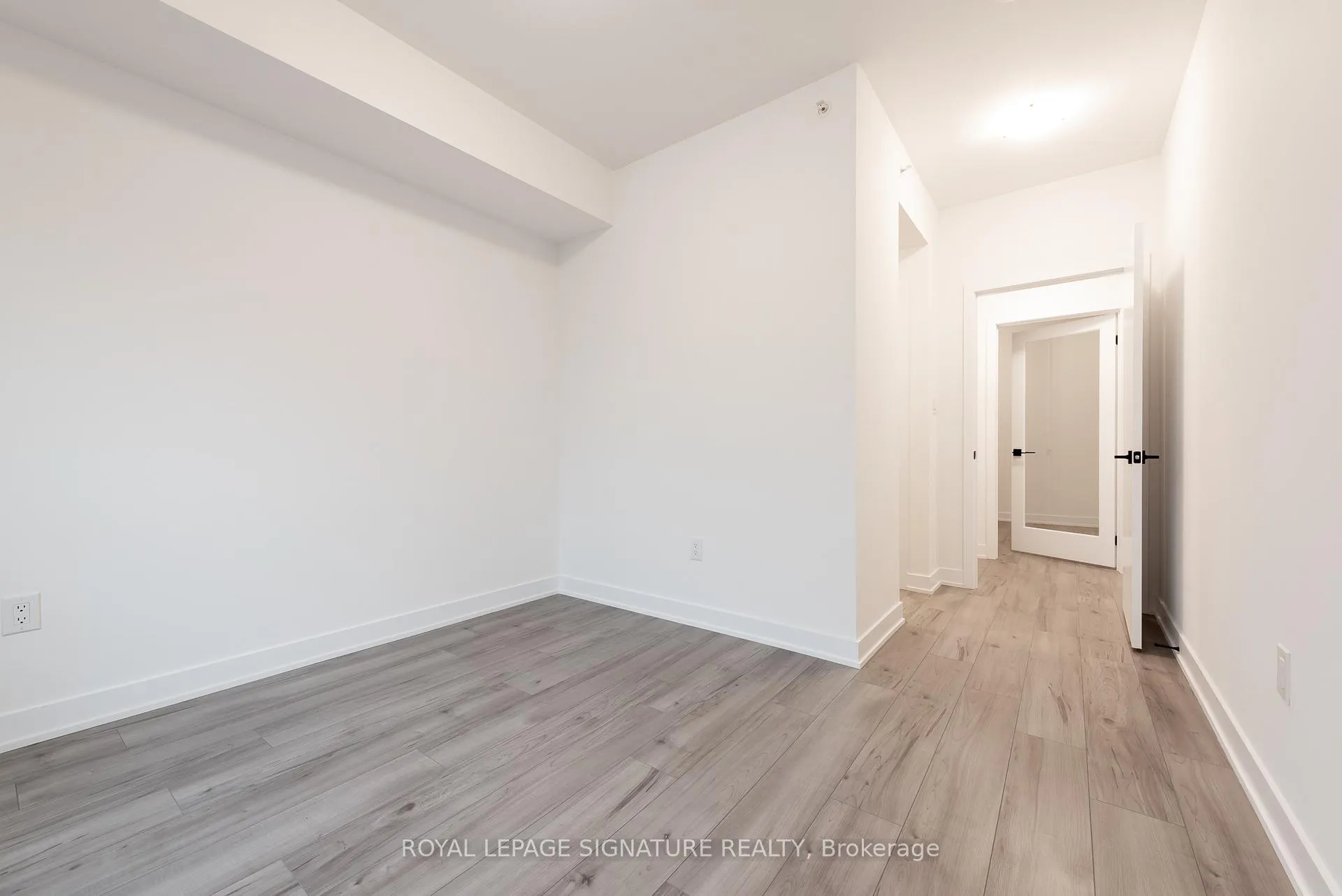 Photo 20 of Unit 306, 8 Culinary Lane, Barrie, Rural Barrie Southeast — HOMEH