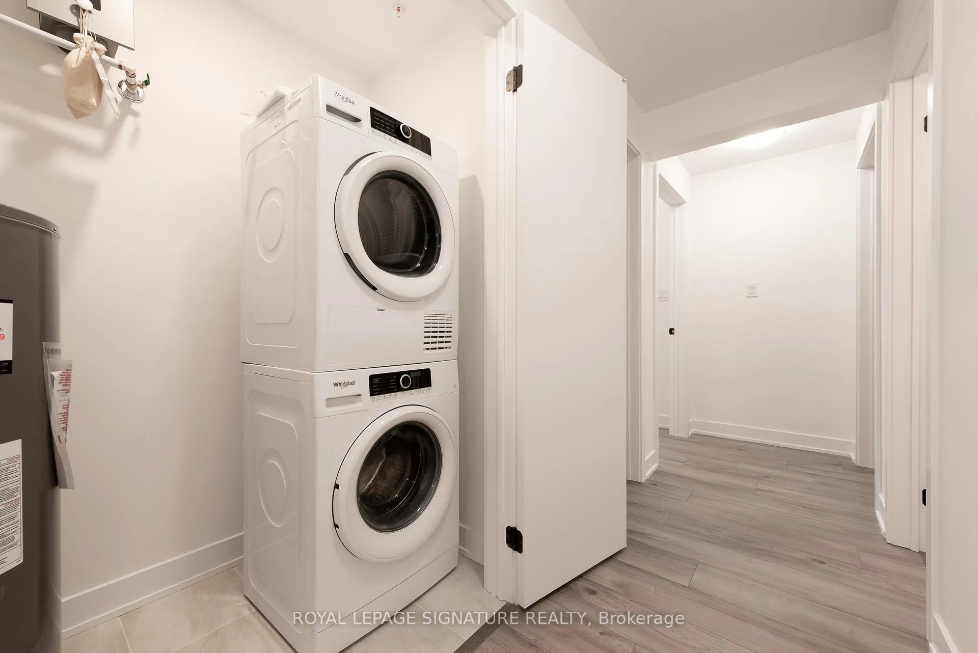 Photo 24 of Unit 306, 8 Culinary Lane, Barrie, Rural Barrie Southeast — HOMEH