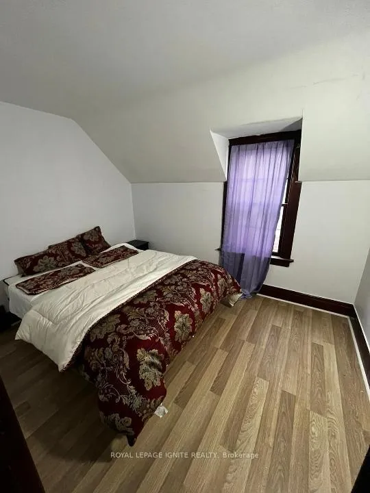 Photo 2 of 6399 Thorold Stone Road, Niagara Falls, Stamford — HOMEH