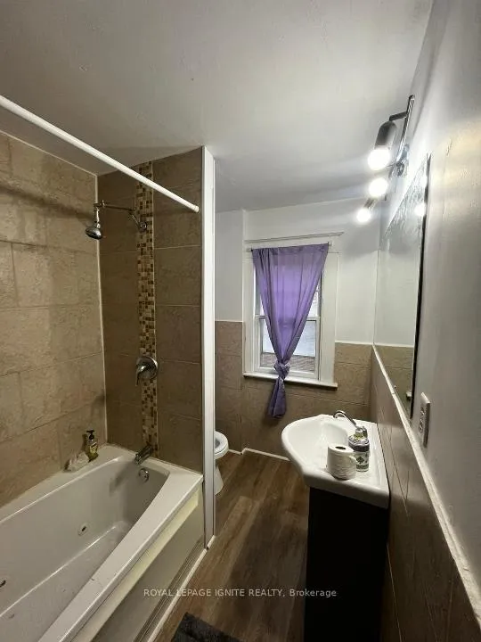 Photo 9 of 6399 Thorold Stone Road, Niagara Falls, Stamford — HOMEH