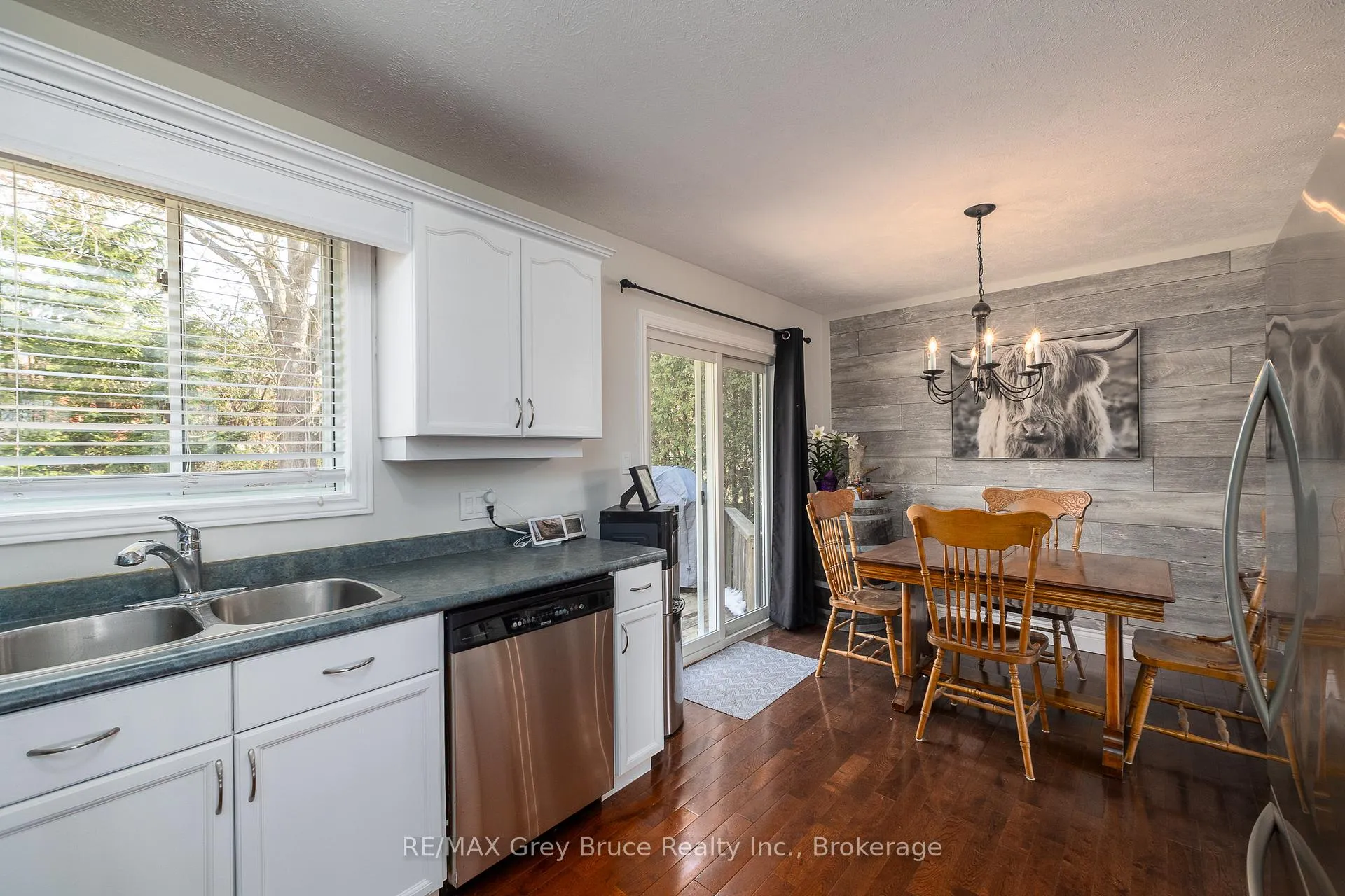 Photo 12 of 461 8th 'A' Avenue E, Owen Sound — HOMEH