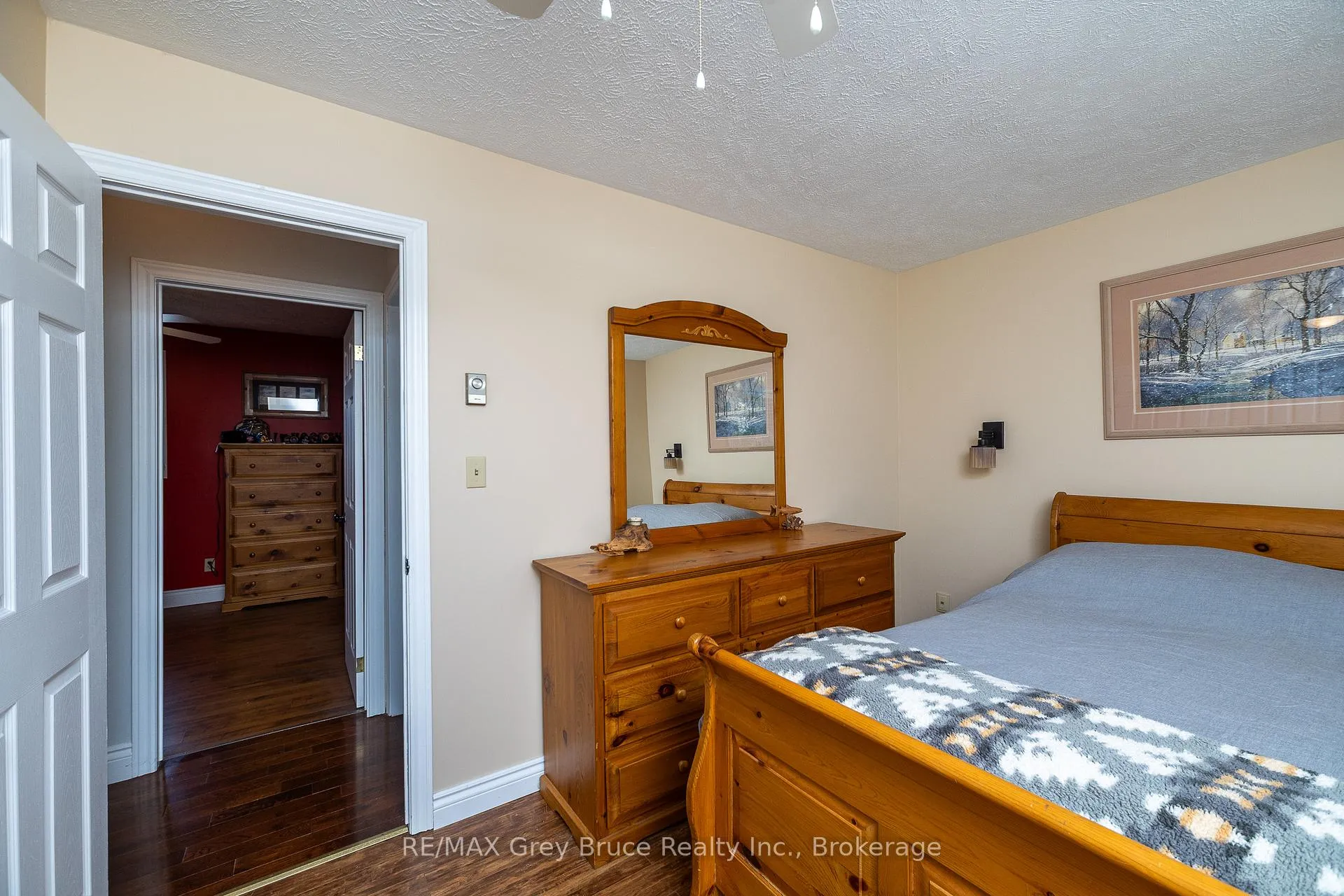 Photo 16 of 461 8th 'A' Avenue E, Owen Sound — HOMEH