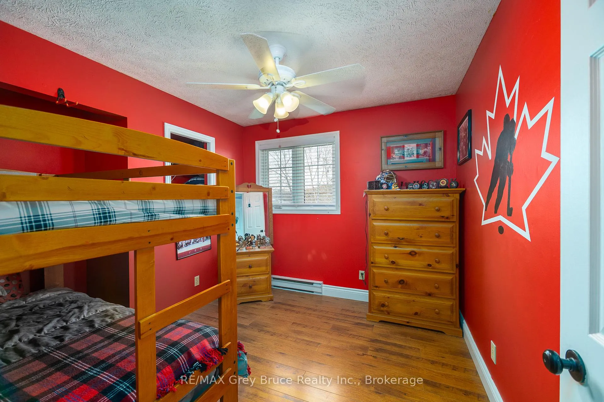 Photo 21 of 461 8th 'A' Avenue E, Owen Sound — HOMEH