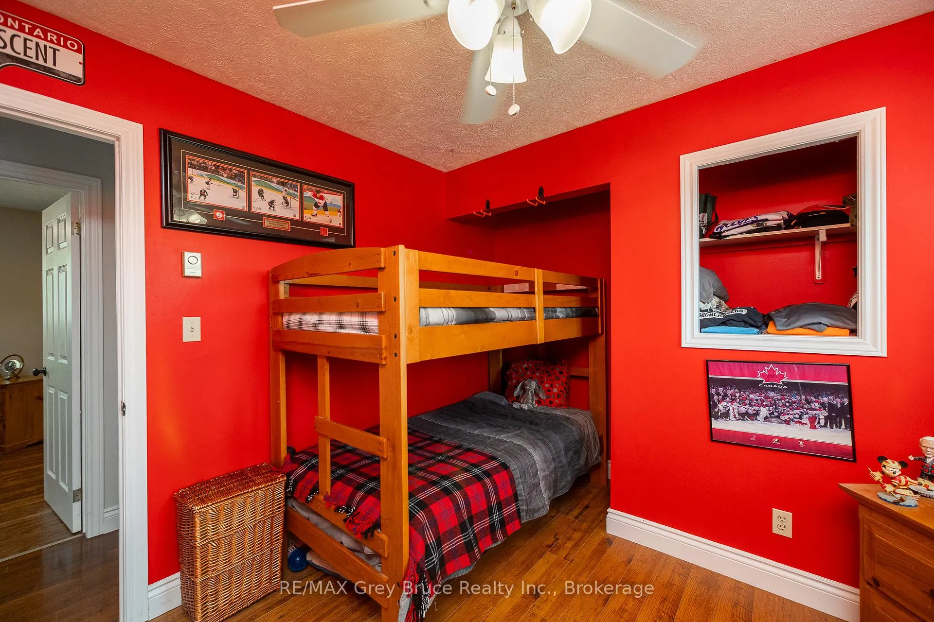 Photo 22 of 461 8th 'A' Avenue E, Owen Sound — HOMEH