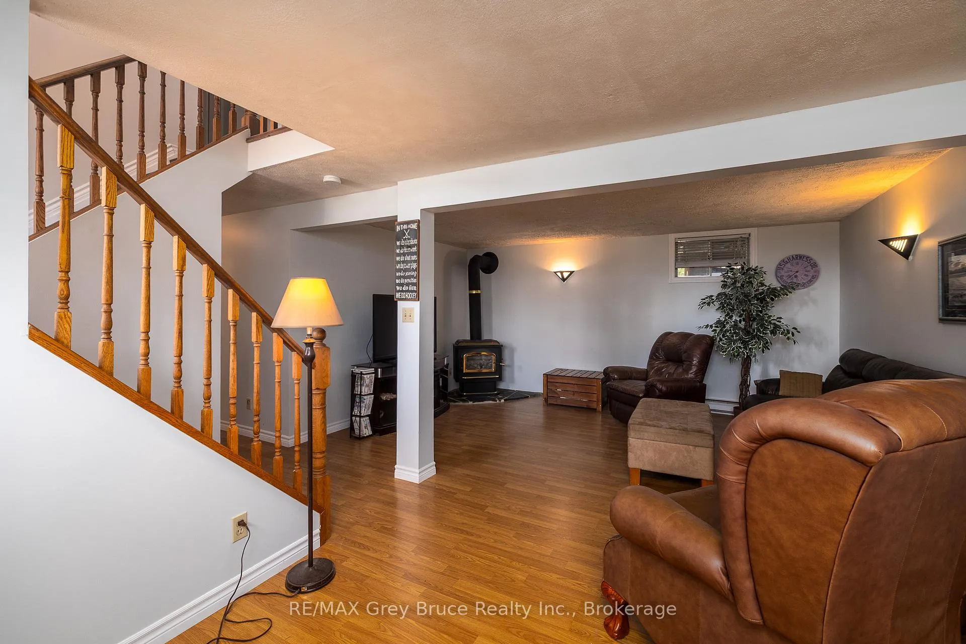 Photo 26 of 461 8th 'A' Avenue E, Owen Sound — HOMEH