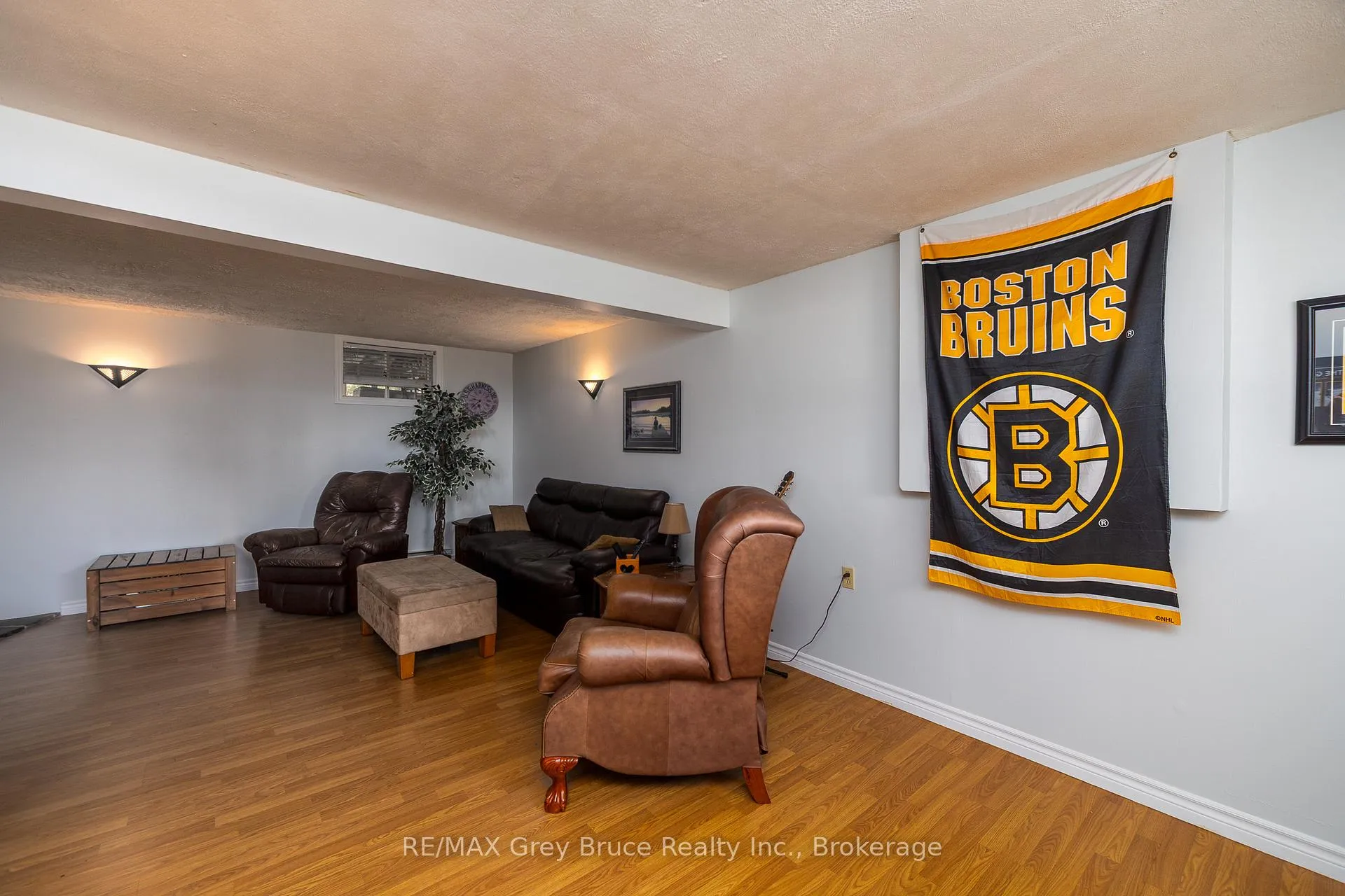 Photo 31 of 461 8th 'A' Avenue E, Owen Sound — HOMEH