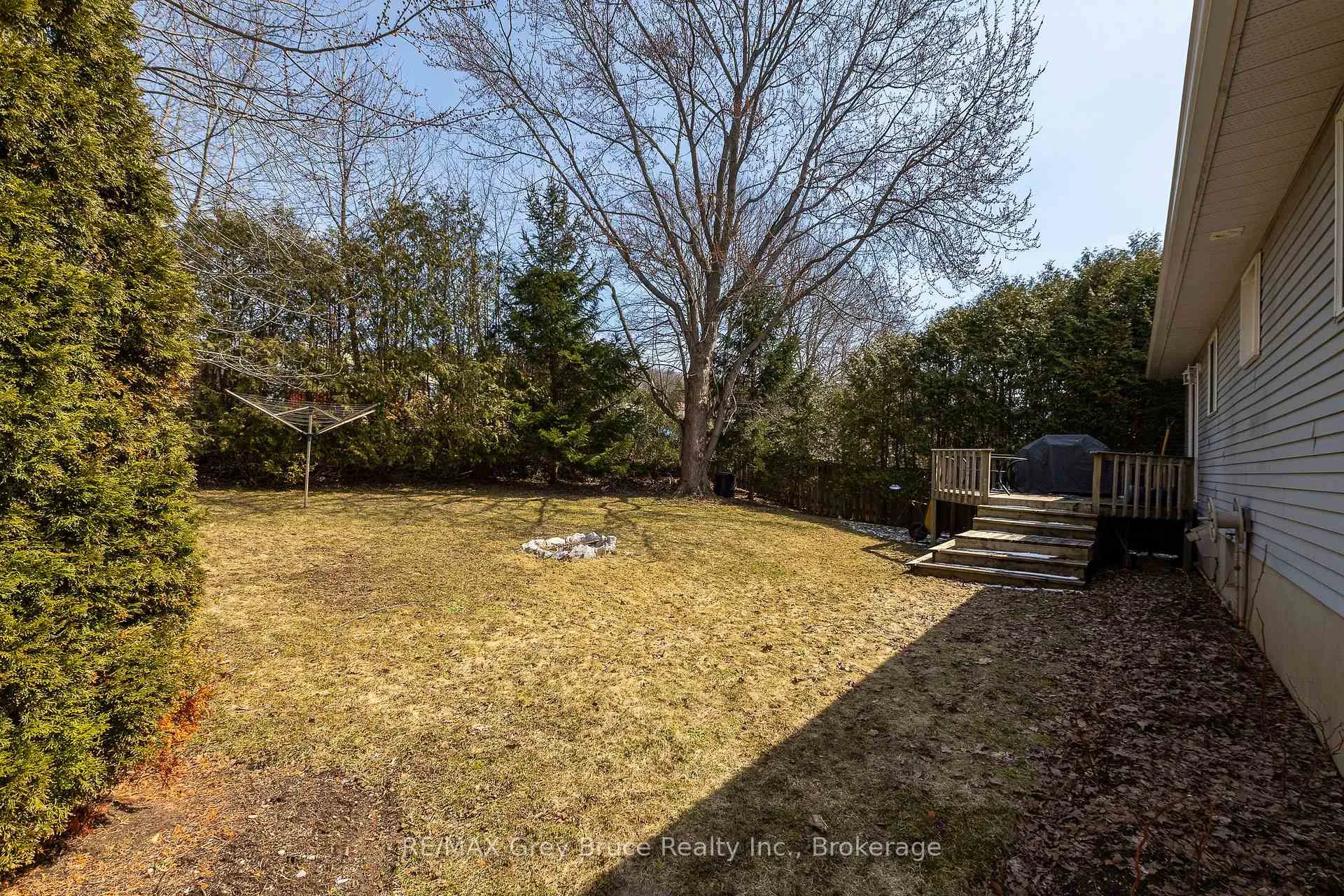 Photo 35 of 461 8th 'A' Avenue E, Owen Sound — HOMEH