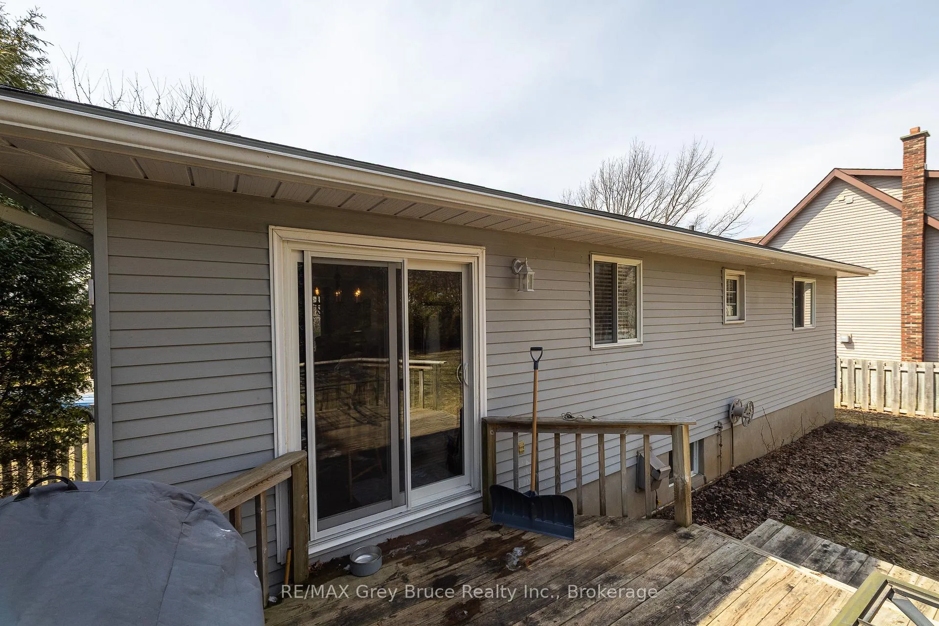 Photo 38 of 461 8th 'A' Avenue E, Owen Sound — HOMEH