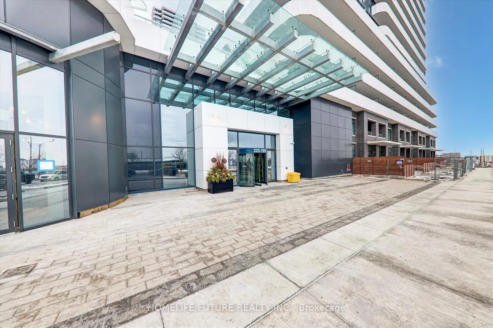 Photo 4 of Unit 1501, 195 Commerce Street, Vaughan, Vaughan Corporate Centre — HOMEH