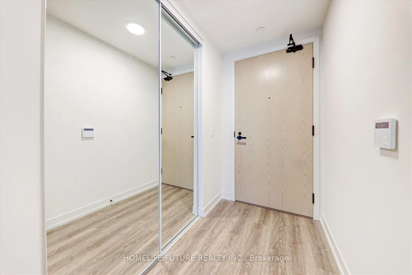 Photo 7 of Unit 1501, 195 Commerce Street, Vaughan, Vaughan Corporate Centre — HOMEH