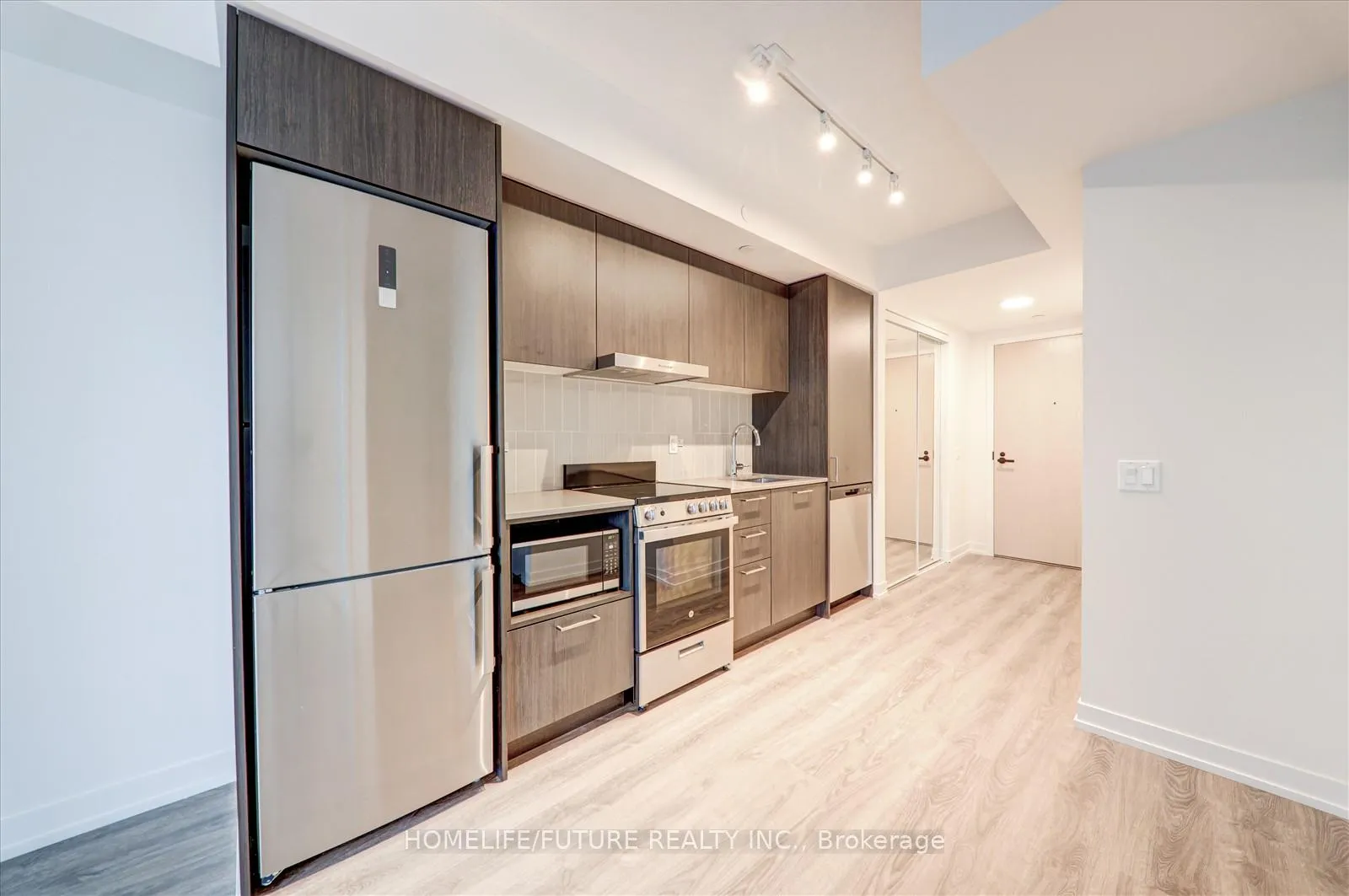 Photo 9 of Unit 1501, 195 Commerce Street, Vaughan, Vaughan Corporate Centre — HOMEH