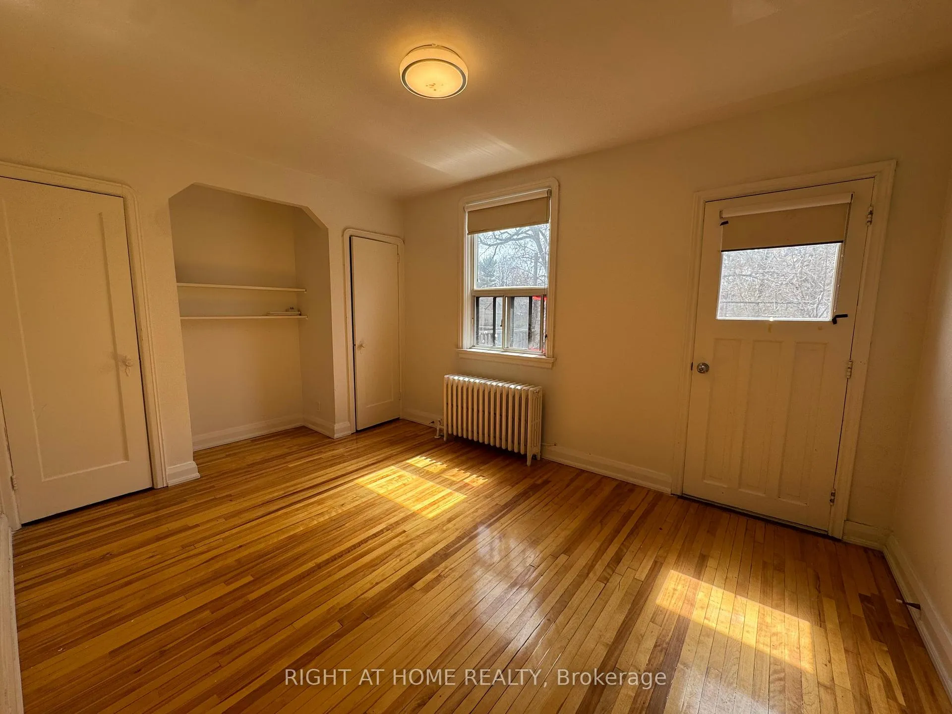 Photo 4 of Unit 2nd Floor, 2879 St Clair Avenue E, Toronto, O'Connor-Parkview — HOMEH