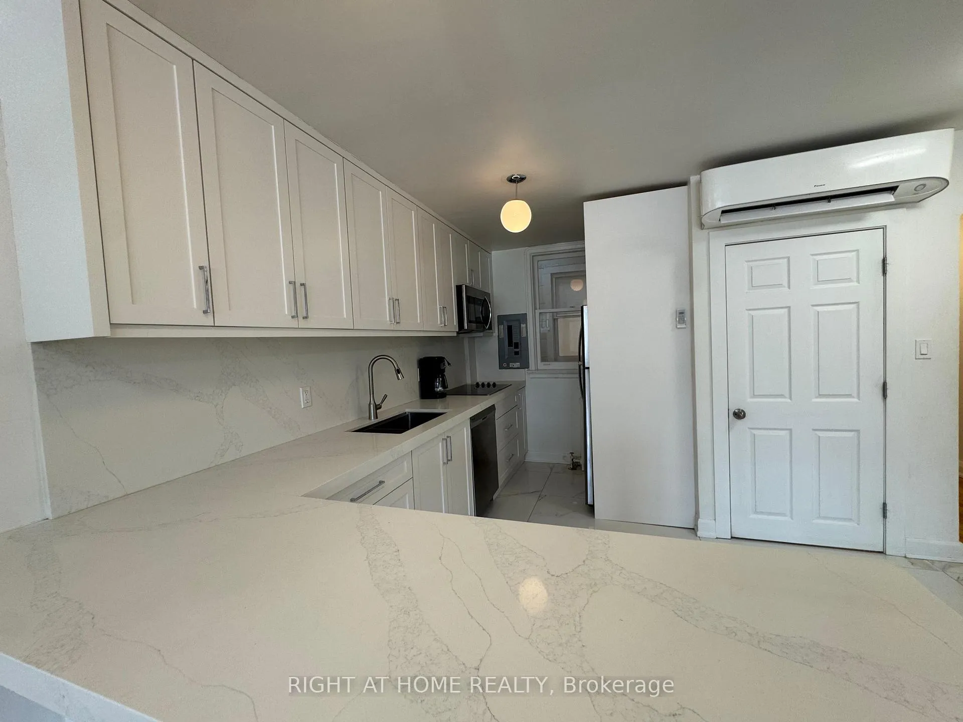 Photo 12 of Unit 2nd Floor, 2879 St Clair Avenue E, Toronto, O'Connor-Parkview — HOMEH