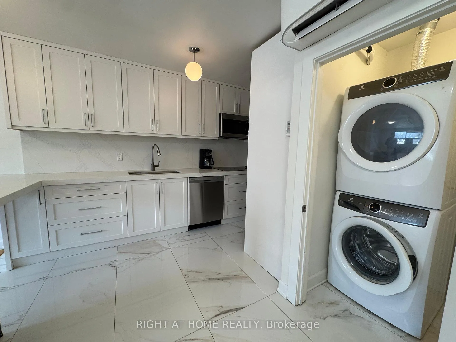 Photo 17 of Unit 2nd Floor, 2879 St Clair Avenue E, Toronto, O'Connor-Parkview — HOMEH
