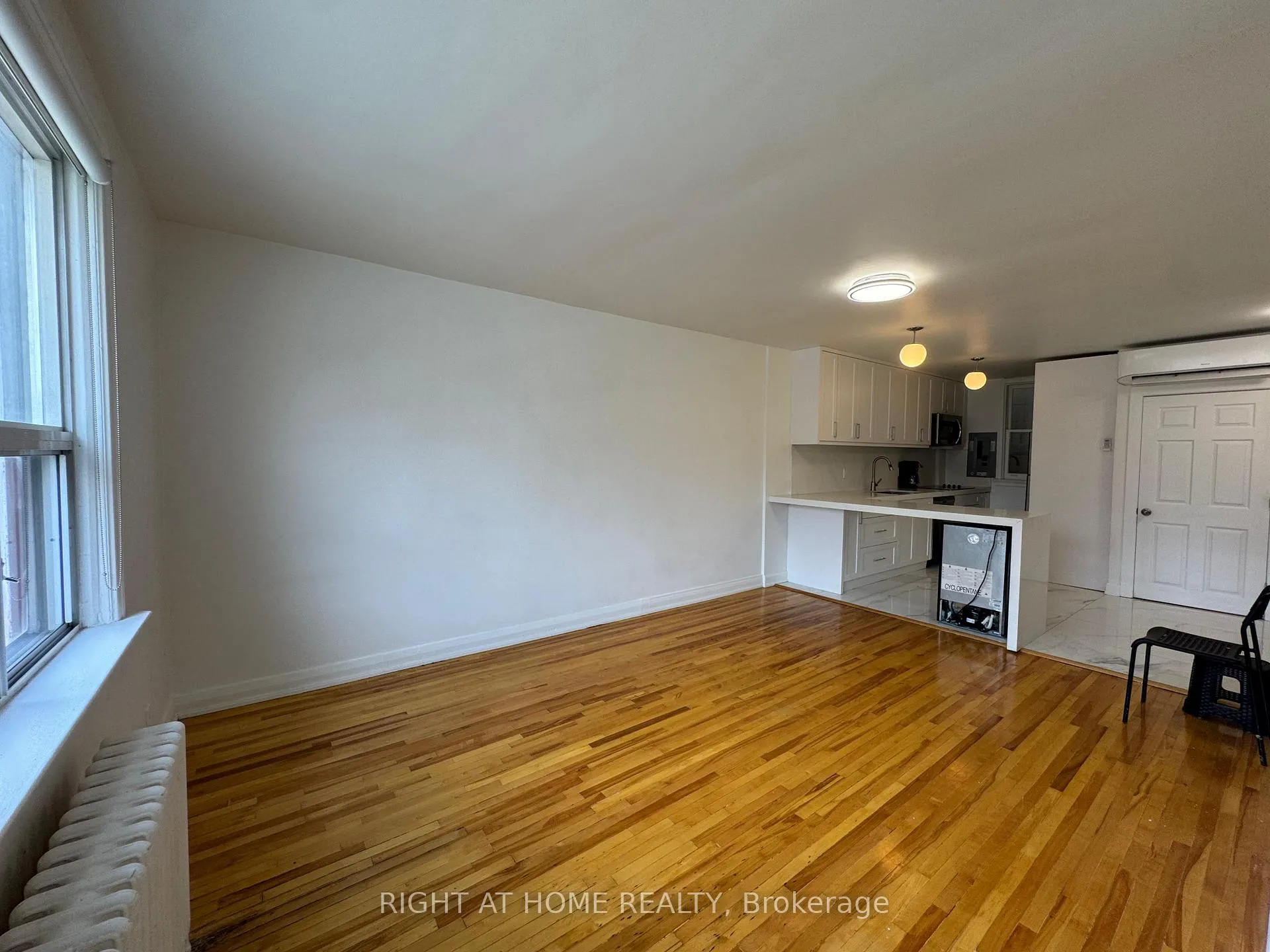 Photo 21 of Unit 2nd Floor, 2879 St Clair Avenue E, Toronto, O'Connor-Parkview — HOMEH