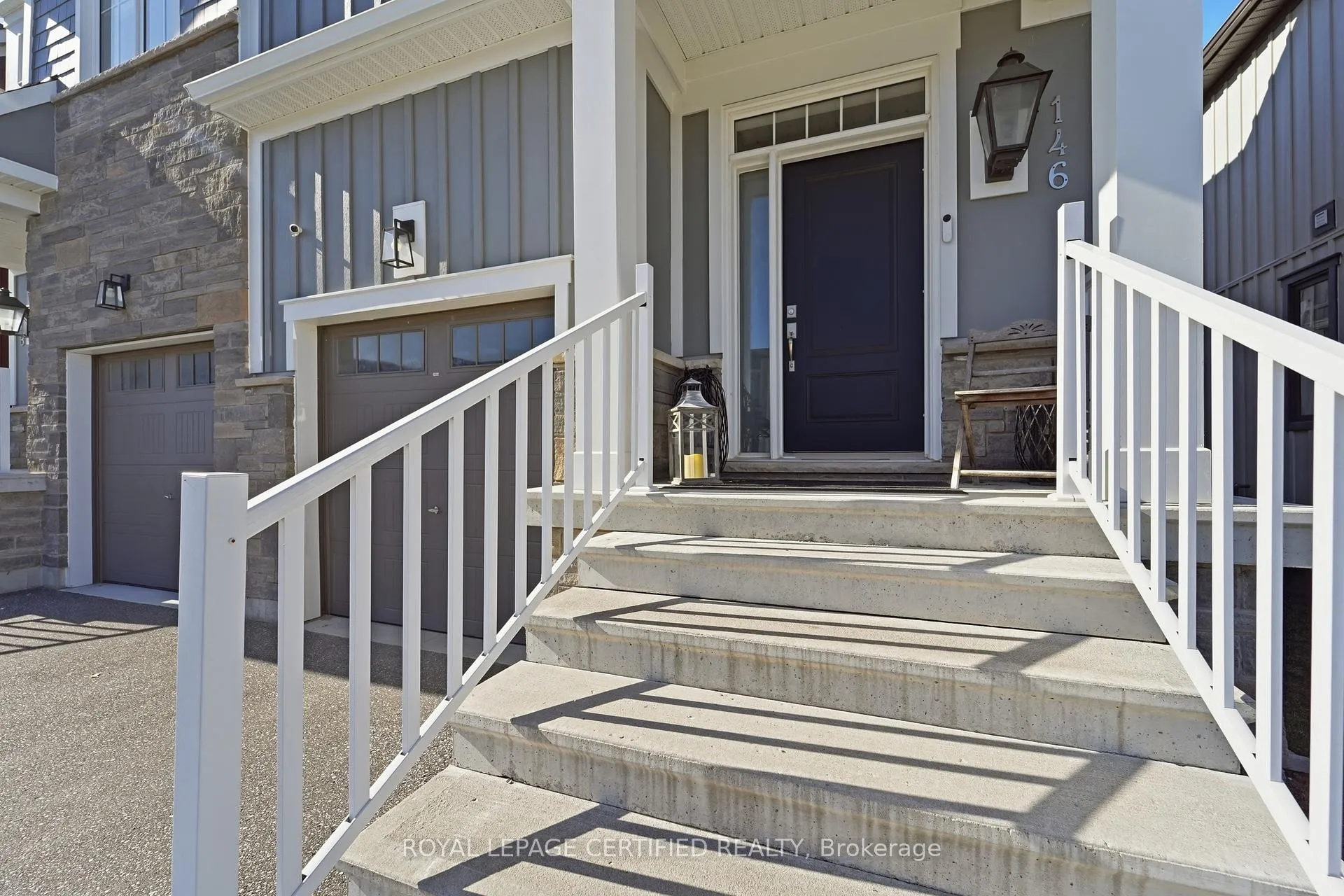Front of 146 Sycamore Street