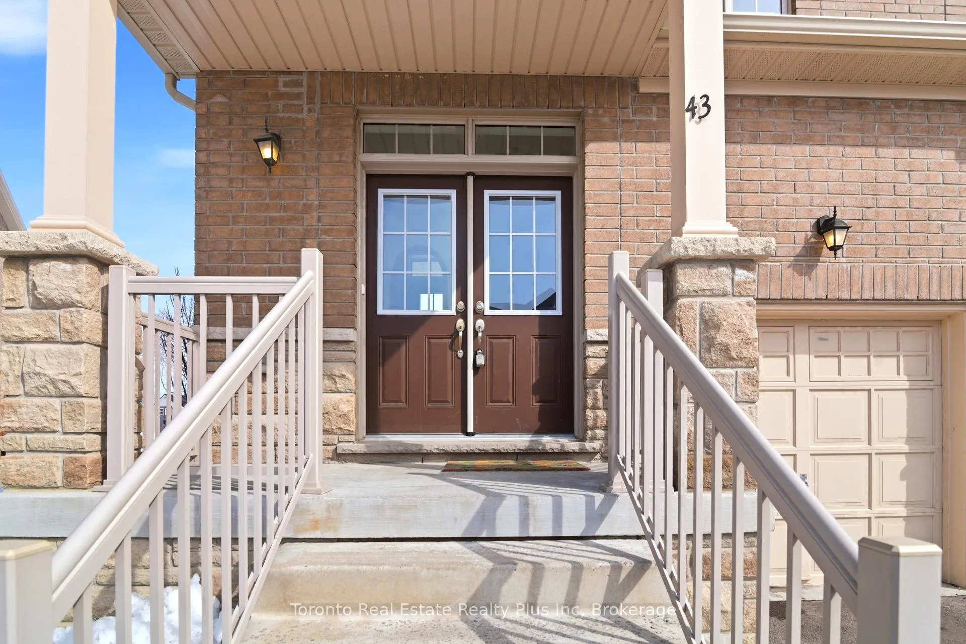 Photo 2 of 43 Erintol Way, Markham, Cedarwood — HOMEH
