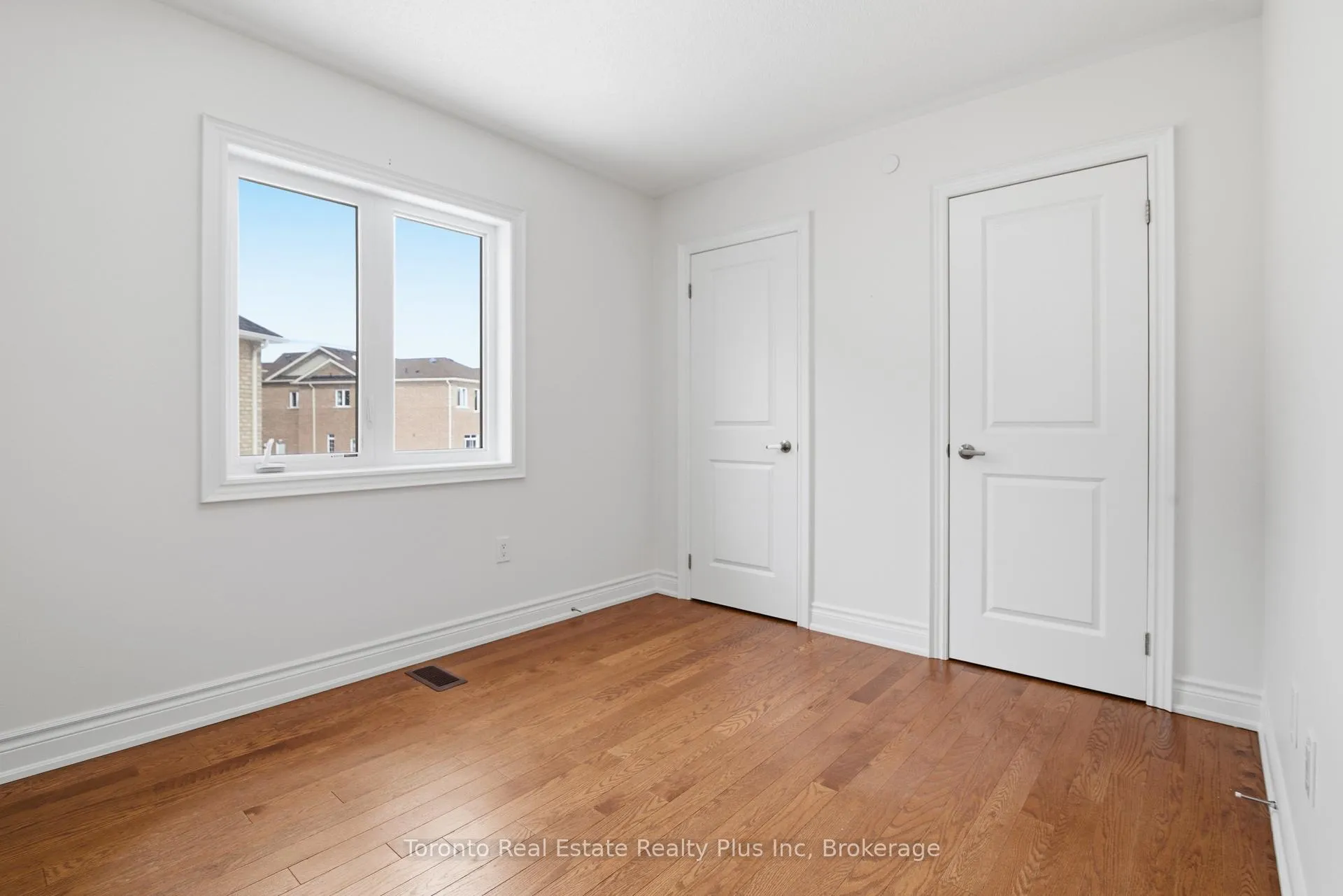 Photo 23 of 43 Erintol Way, Markham, Cedarwood — HOMEH