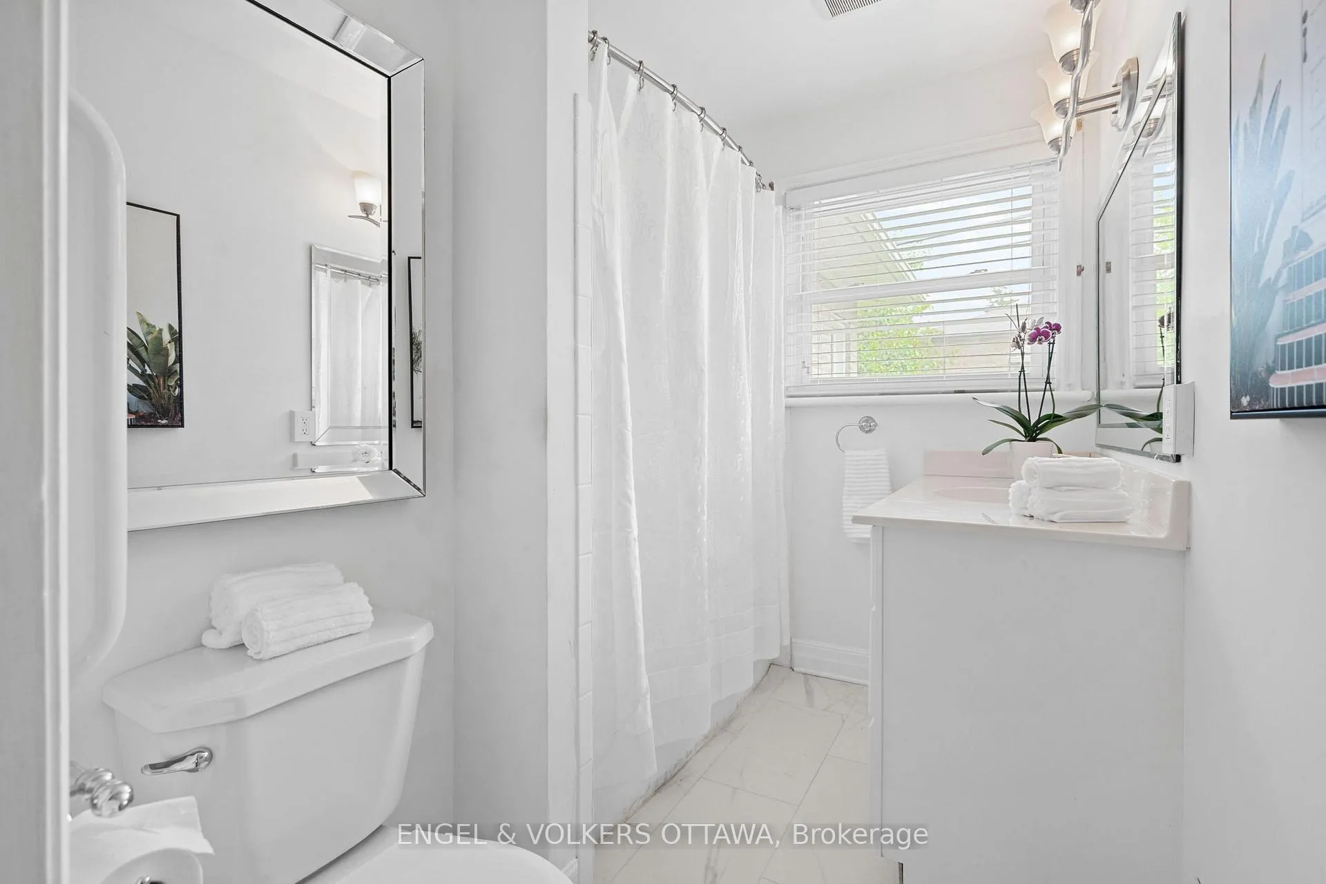 Photo 16 of 249 Faircrest Road, Ottawa, Alta Vista/Faircrest Heights — HOMEH