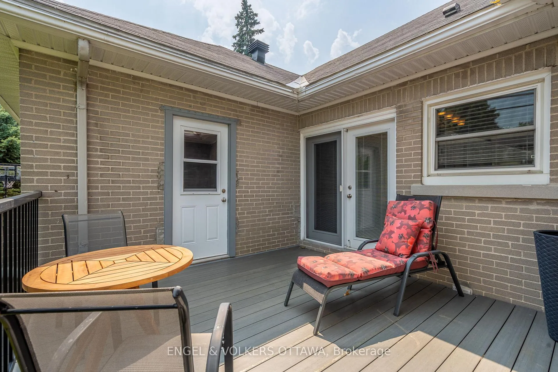 Photo 31 of 249 Faircrest Road, Ottawa, Alta Vista/Faircrest Heights — HOMEH