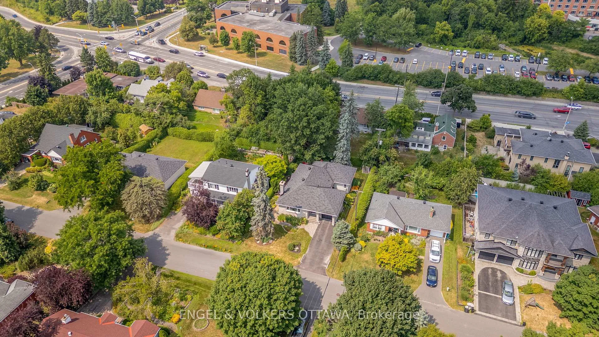 Photo 46 of 249 Faircrest Road, Ottawa, Alta Vista/Faircrest Heights — HOMEH