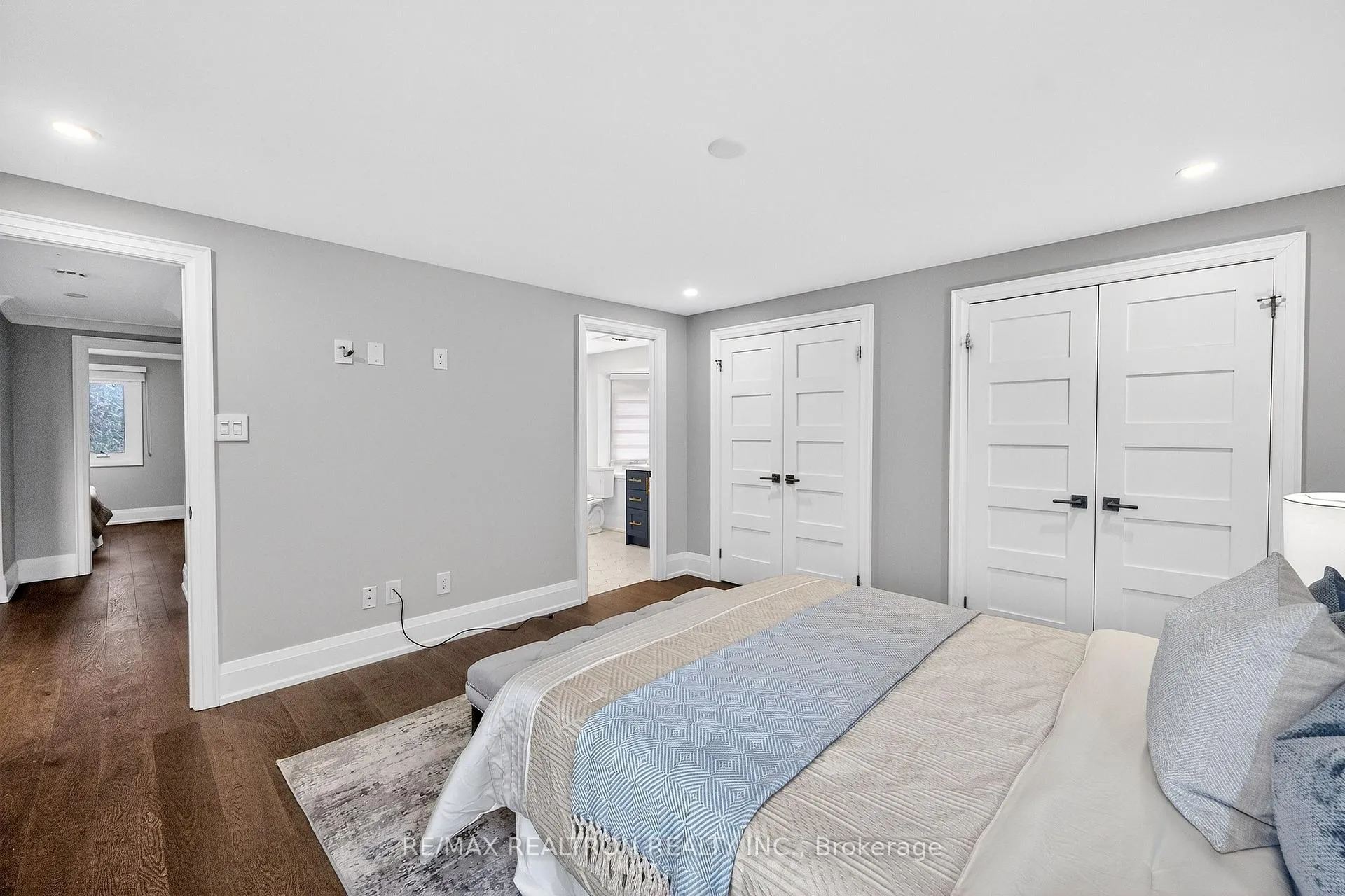 Photo 6 of 46 Juniper Crescent, Markham, Unionville — HOMEH