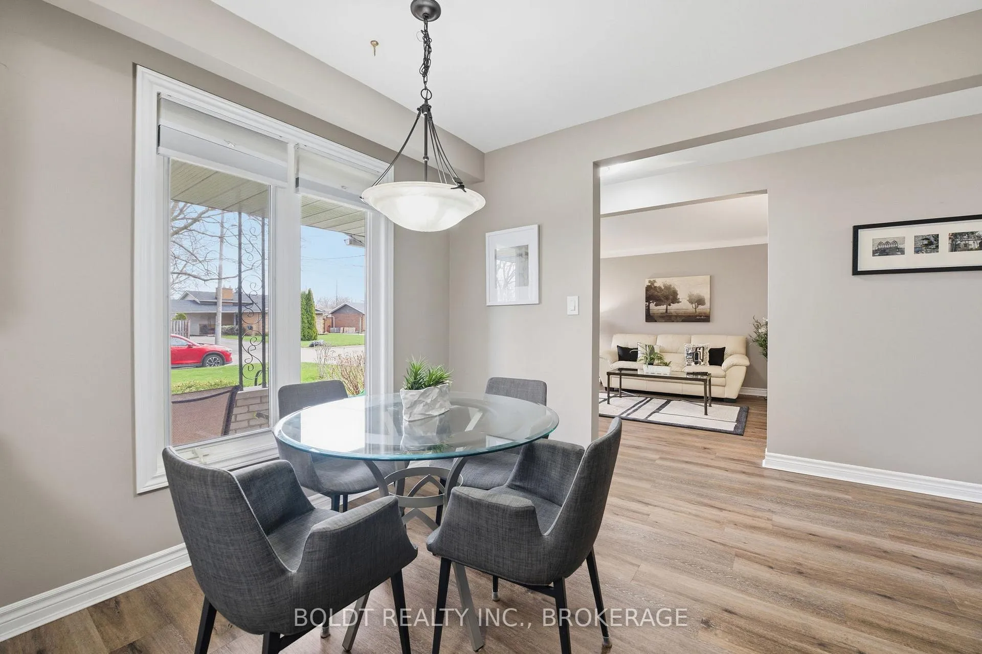 Photo 15 of 95 Prince Charles Drive, St. Catharines, Lakeport — HOMEH